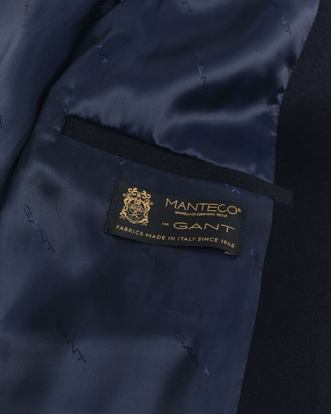 Manteau ajusté classique en laine mélangée