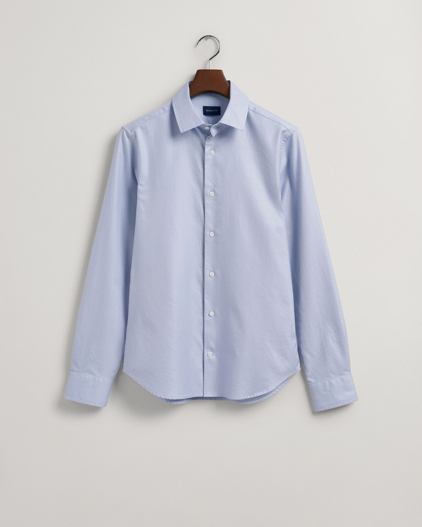 Chemise slim fit en sergé uni