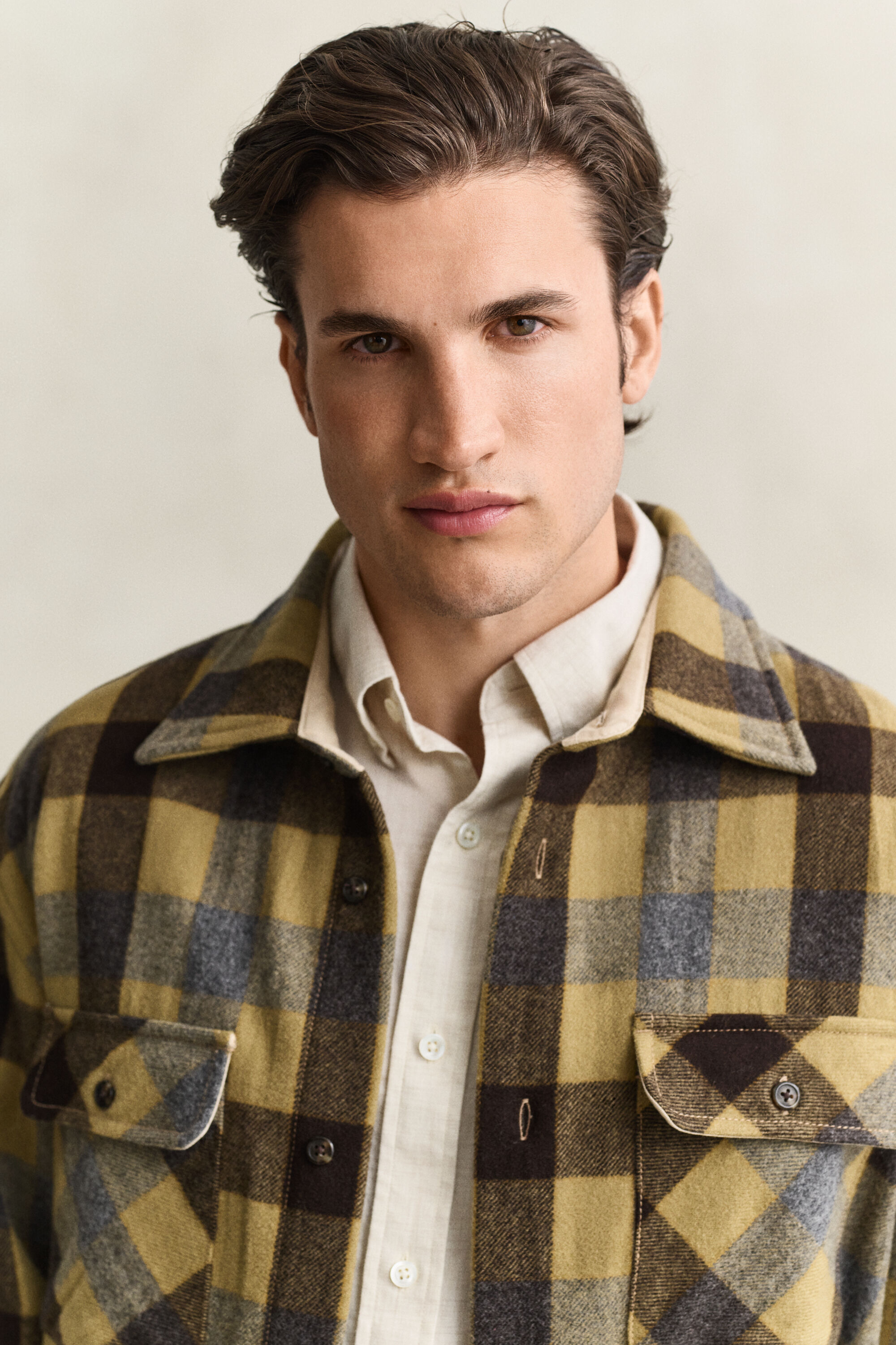 Chemise en laine à carreaux