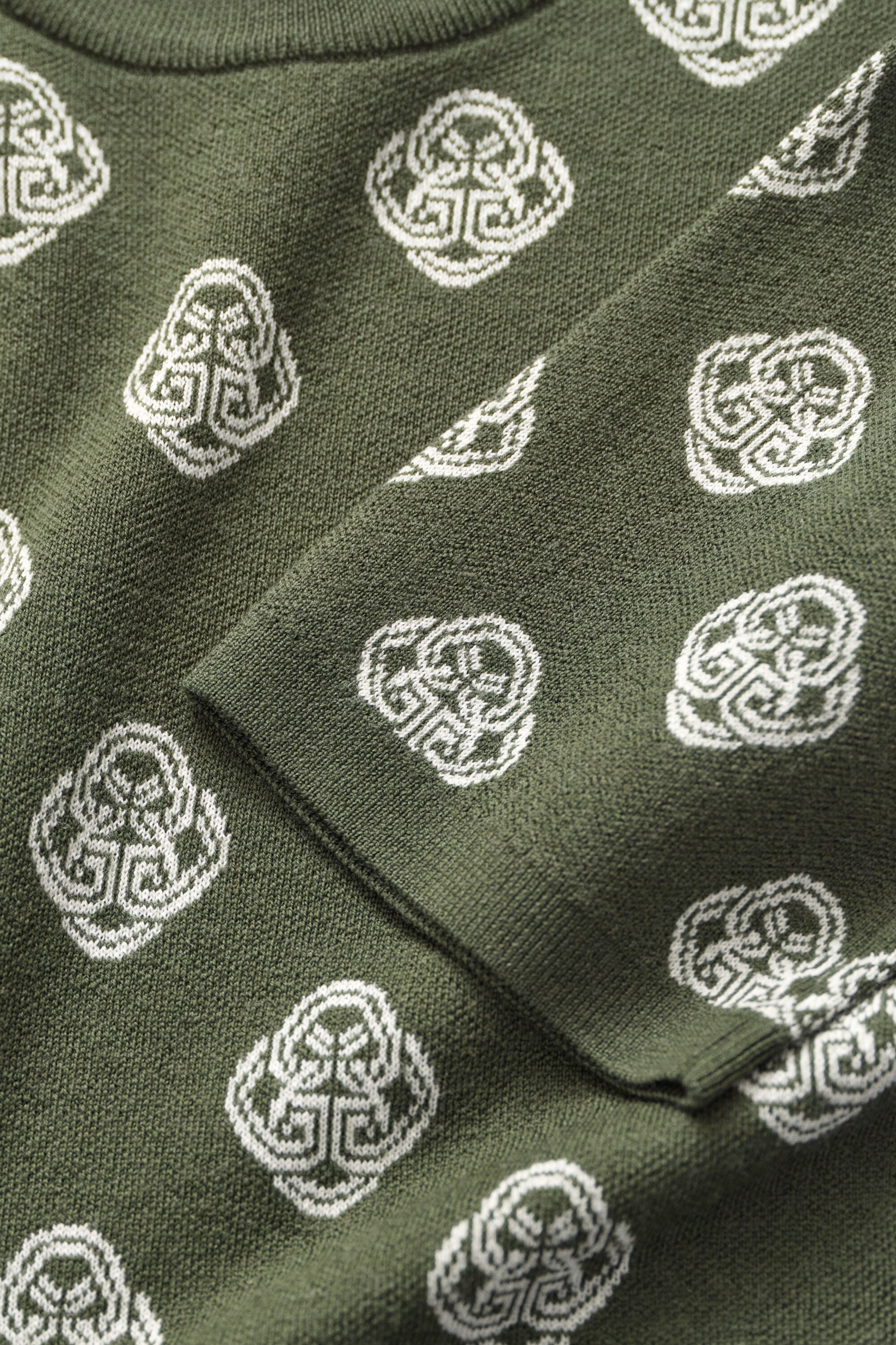 Pull en maille jacquard avec monogramme
