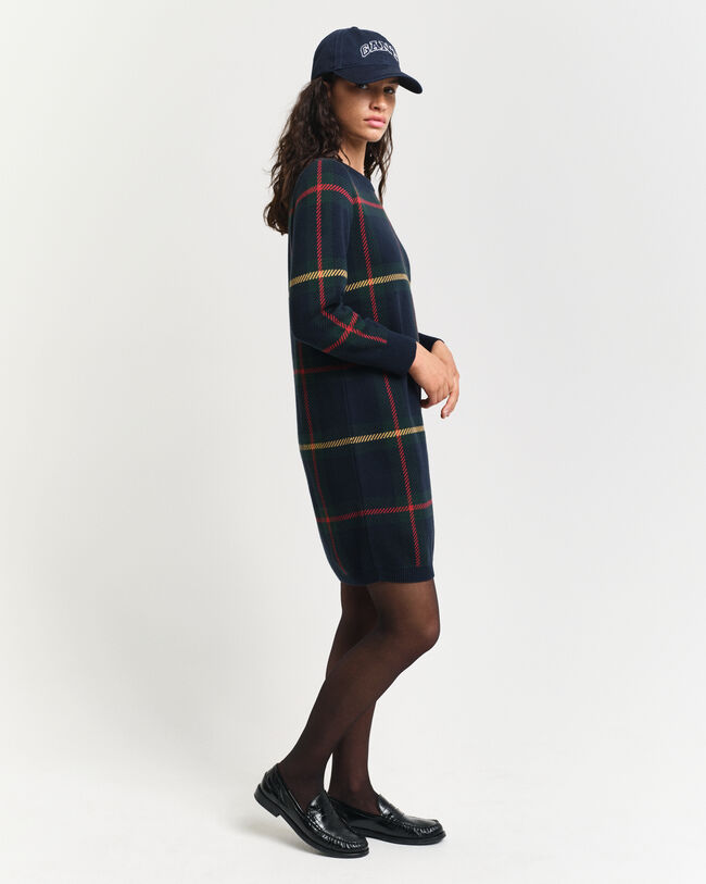 Robe ras du cou à carreaux