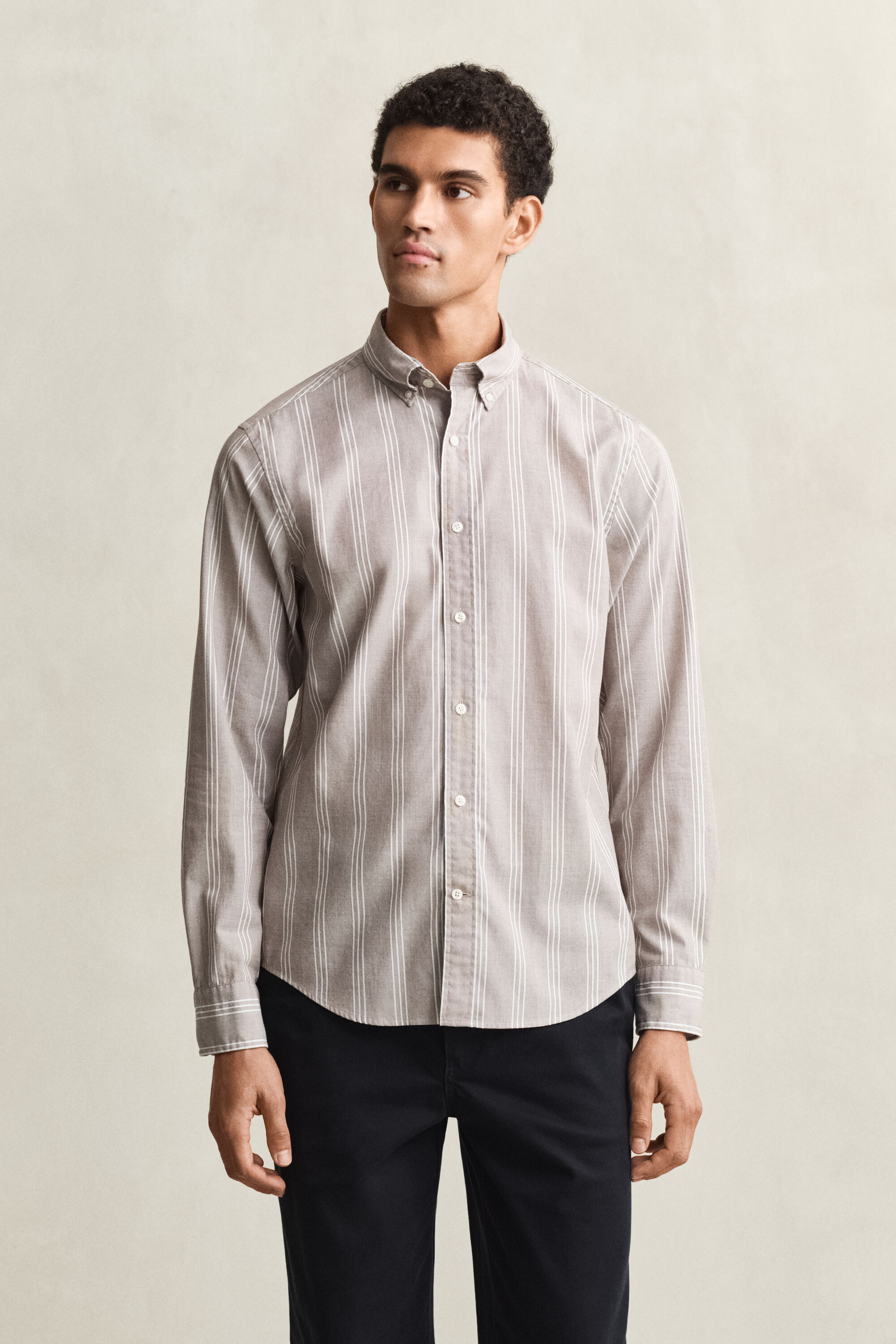 Chemise coupe regular en popeline à rayures en fil-à-fil
