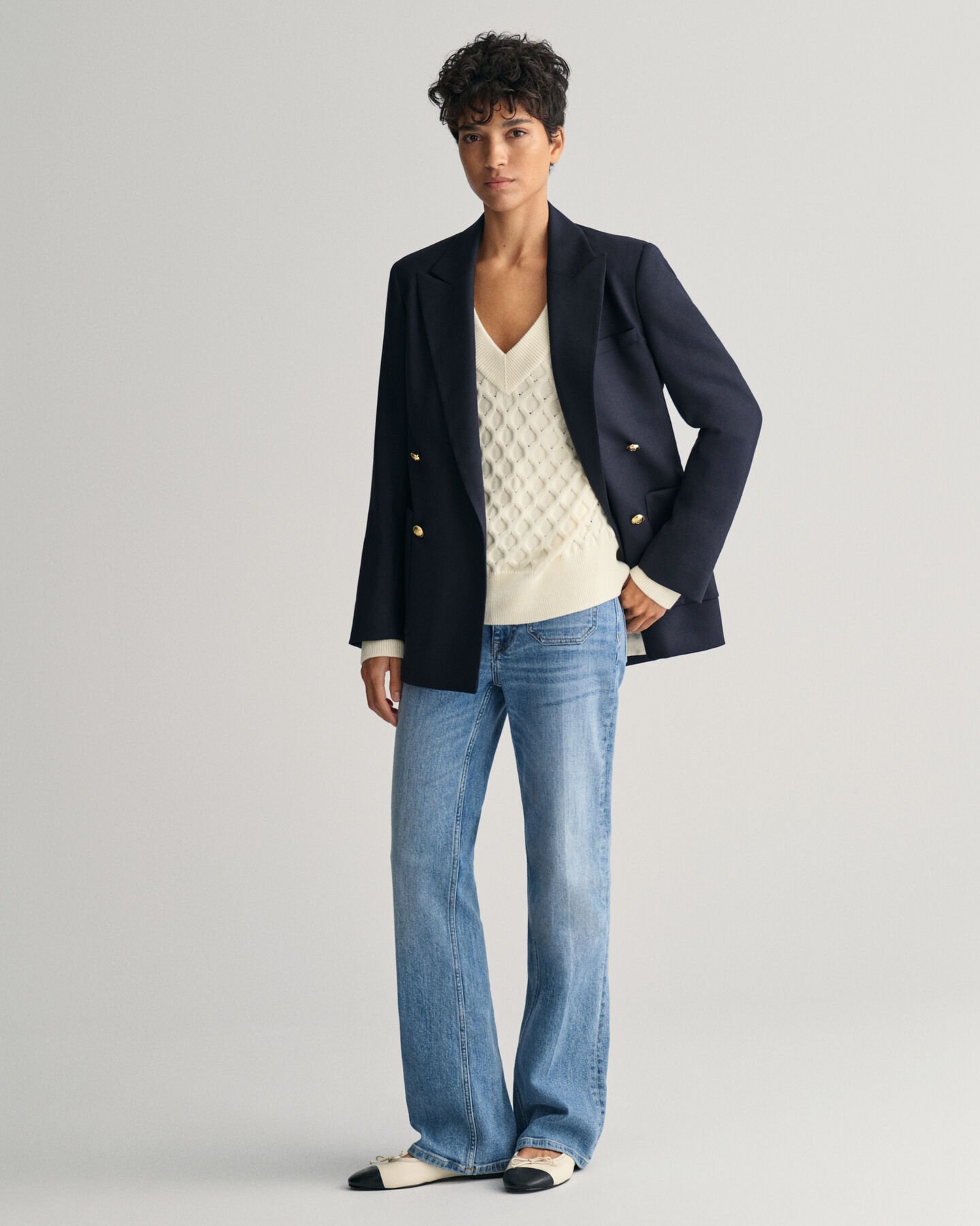 Pull col V en maille texturée