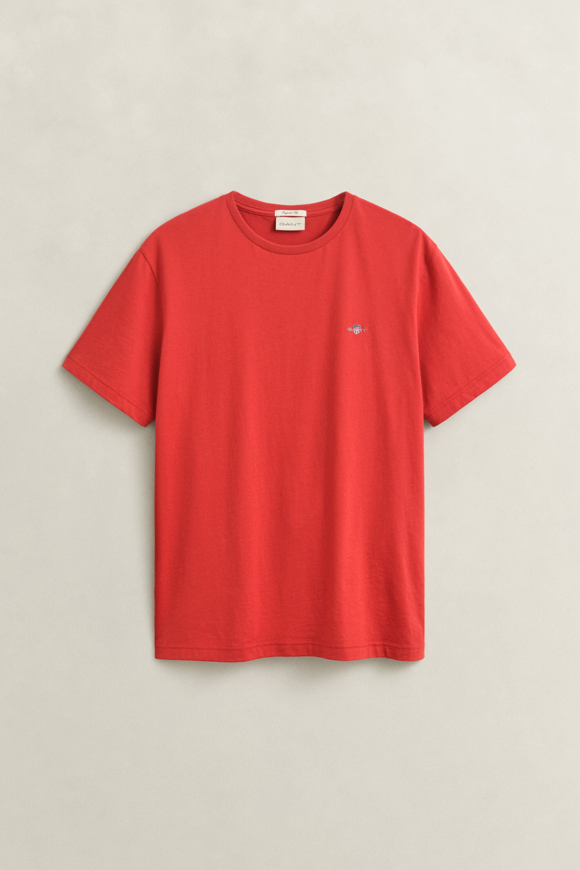 T-shirt coupe regular avec écusson