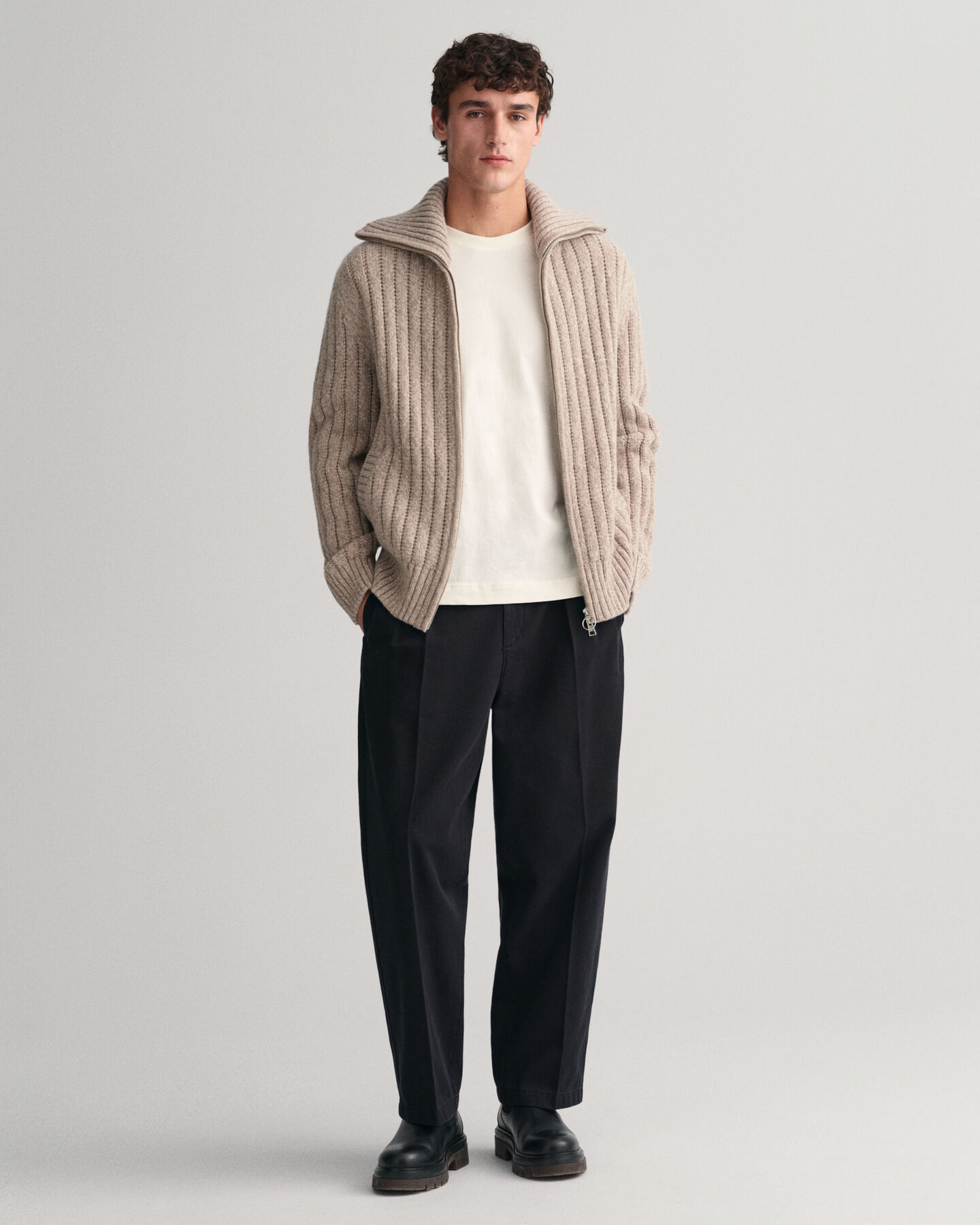 Cardigan zippé en laine