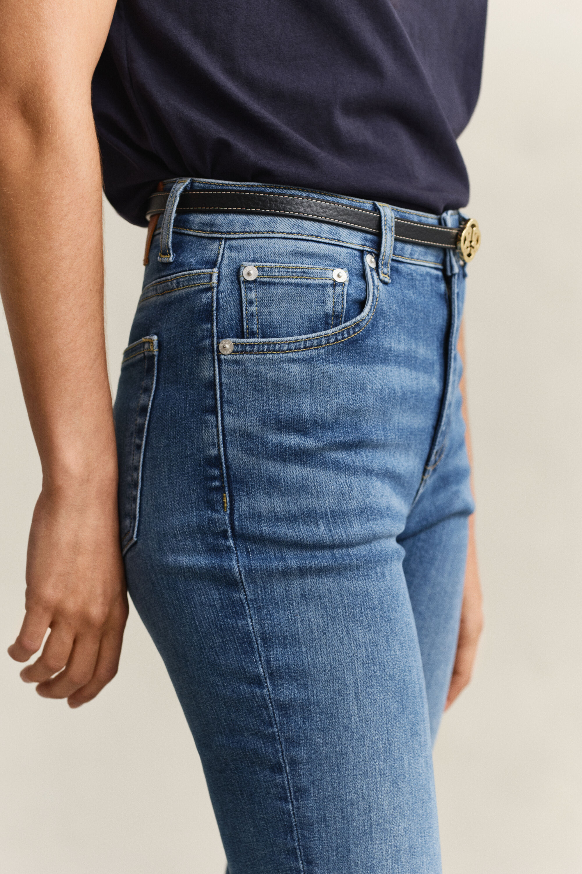 Jean coupe slim court