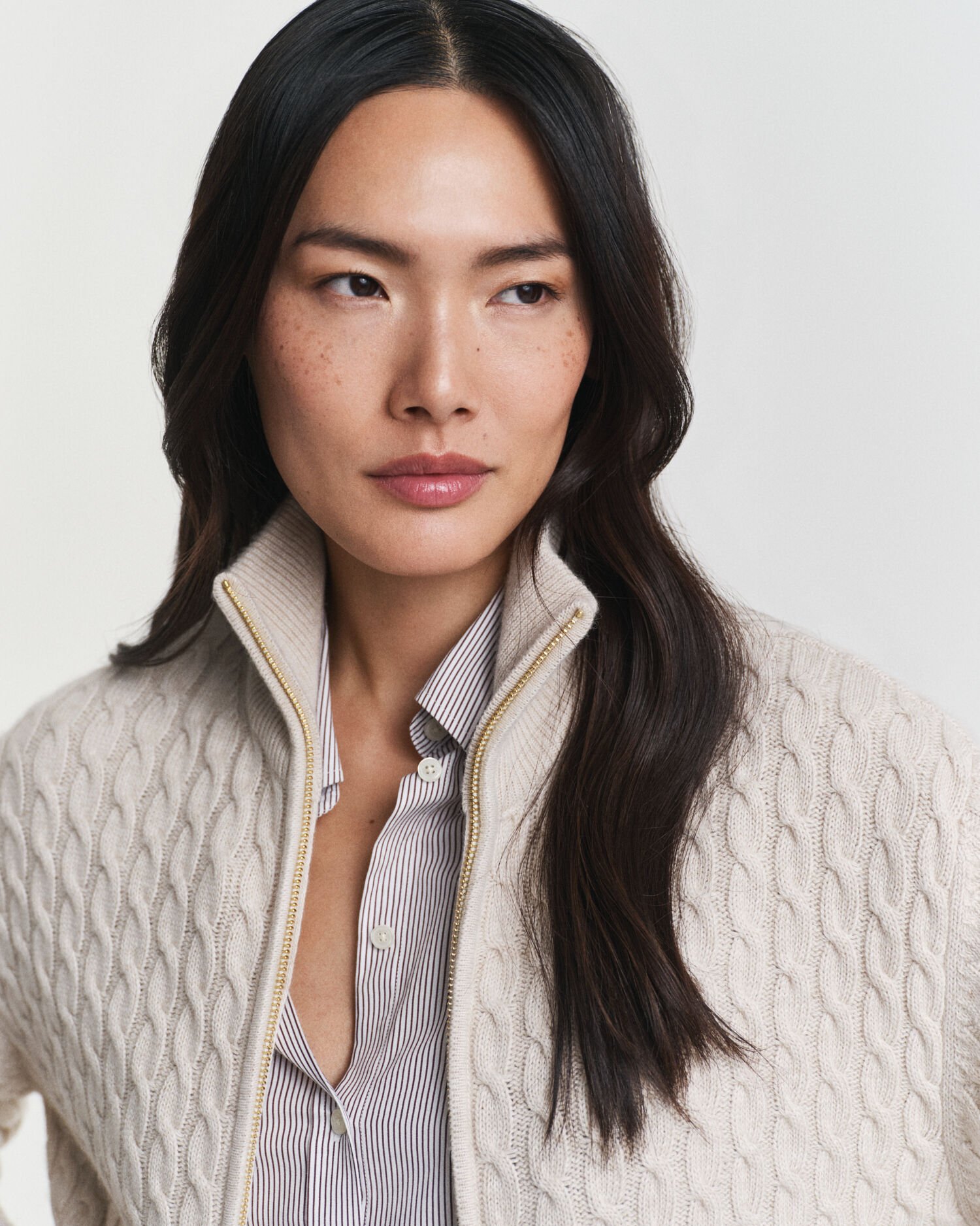 Cardigan zippé en maille torsadée