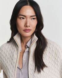 Cardigan zippé en maille torsadée