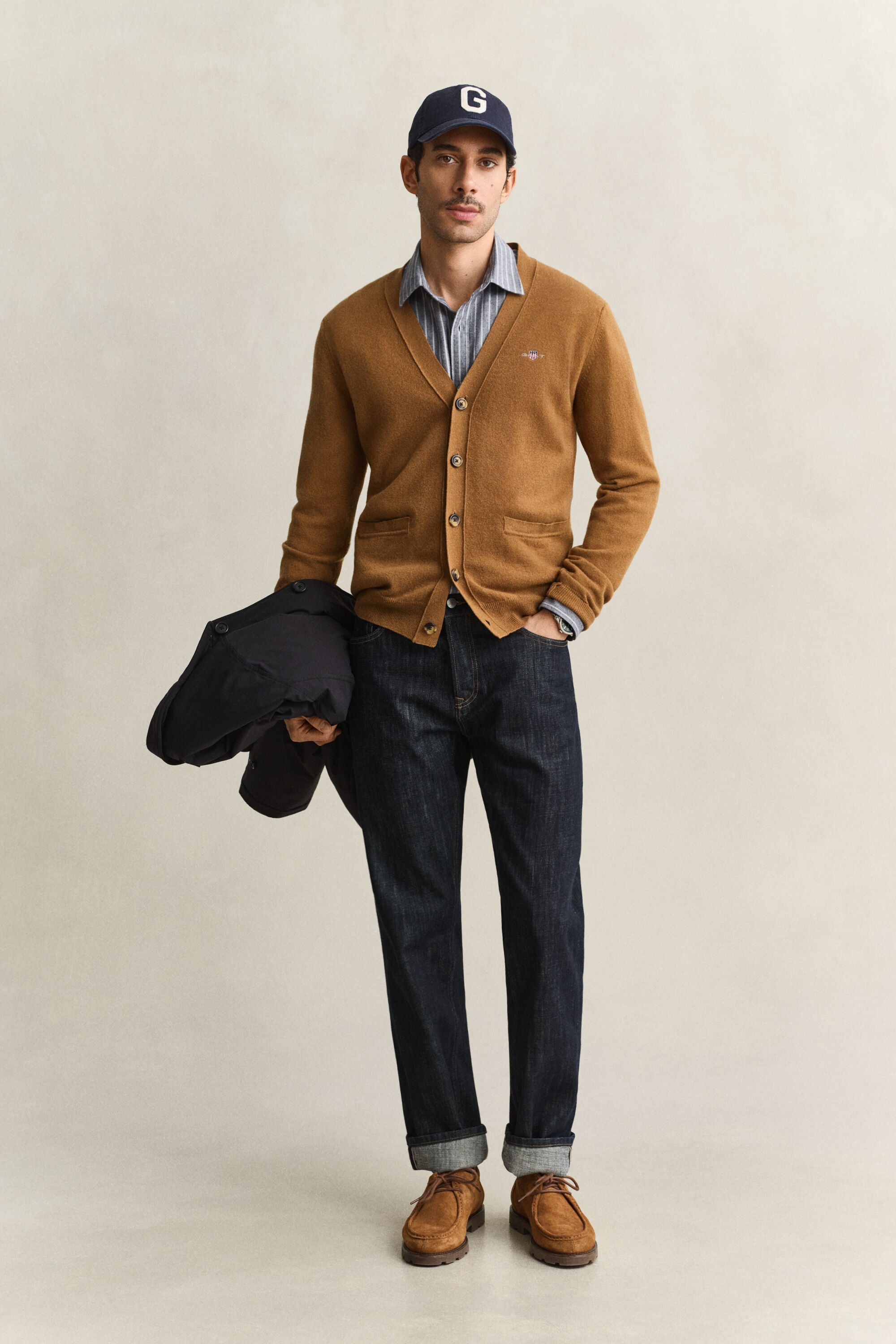 Cardigan col V en laine d’agneau
