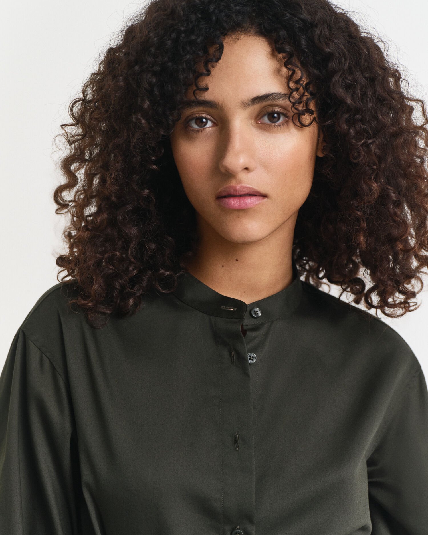 Robe en satin de coton à manches longues