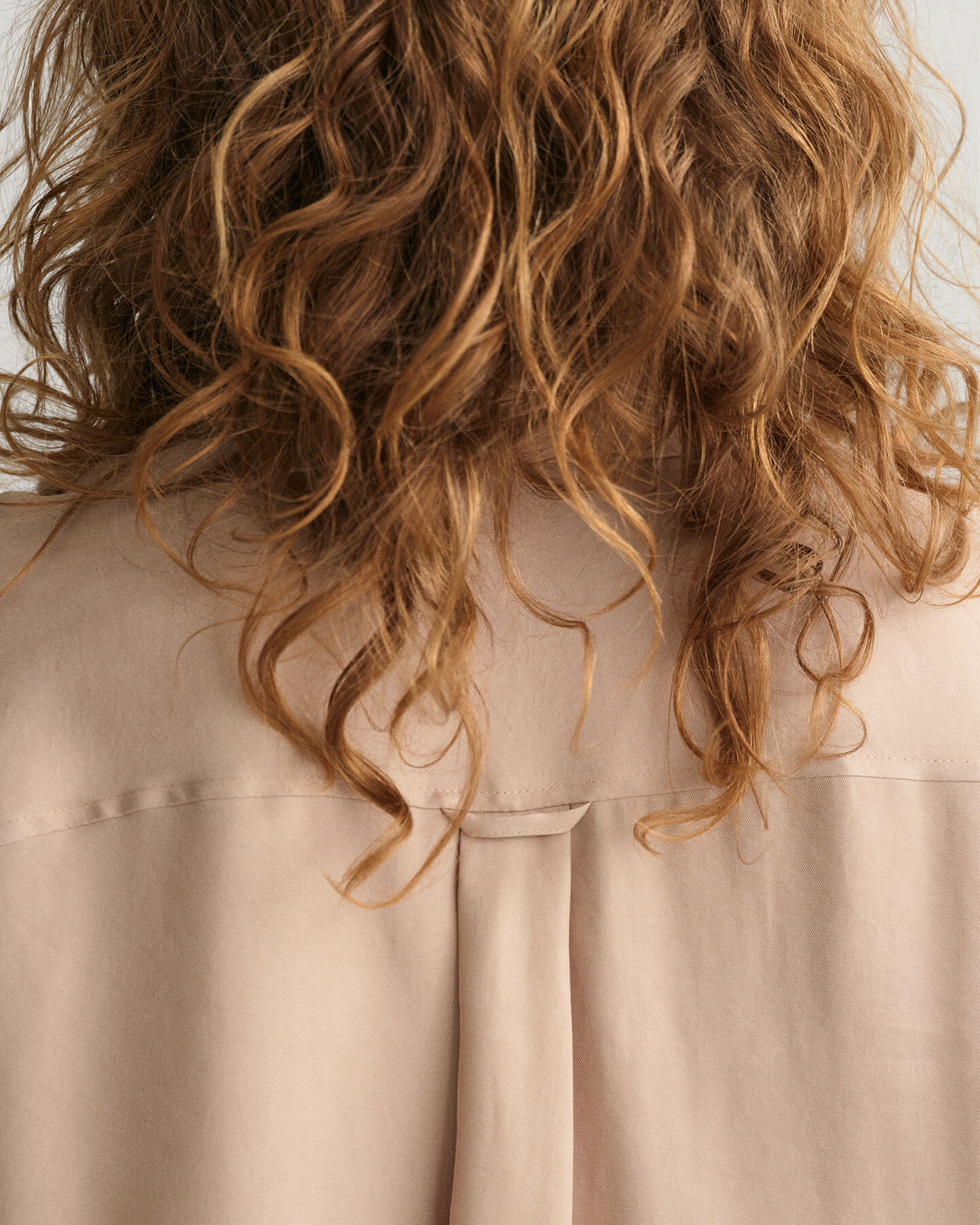 Chemise relaxed fit avec poches &agrave; rabat