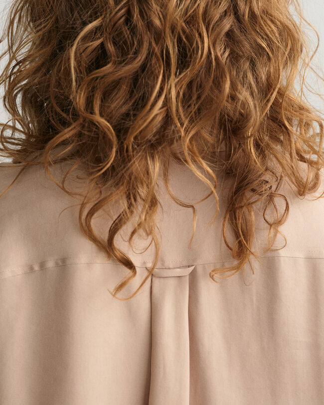 Chemise relaxed fit avec poches &agrave; rabat