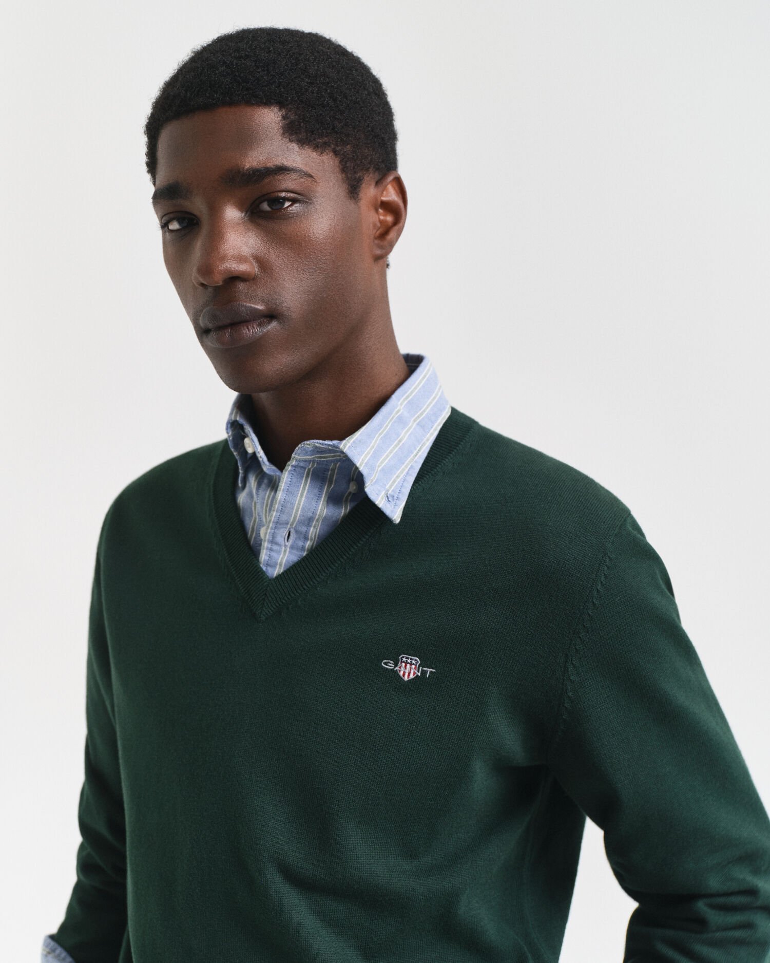 Pull col V en coton classique