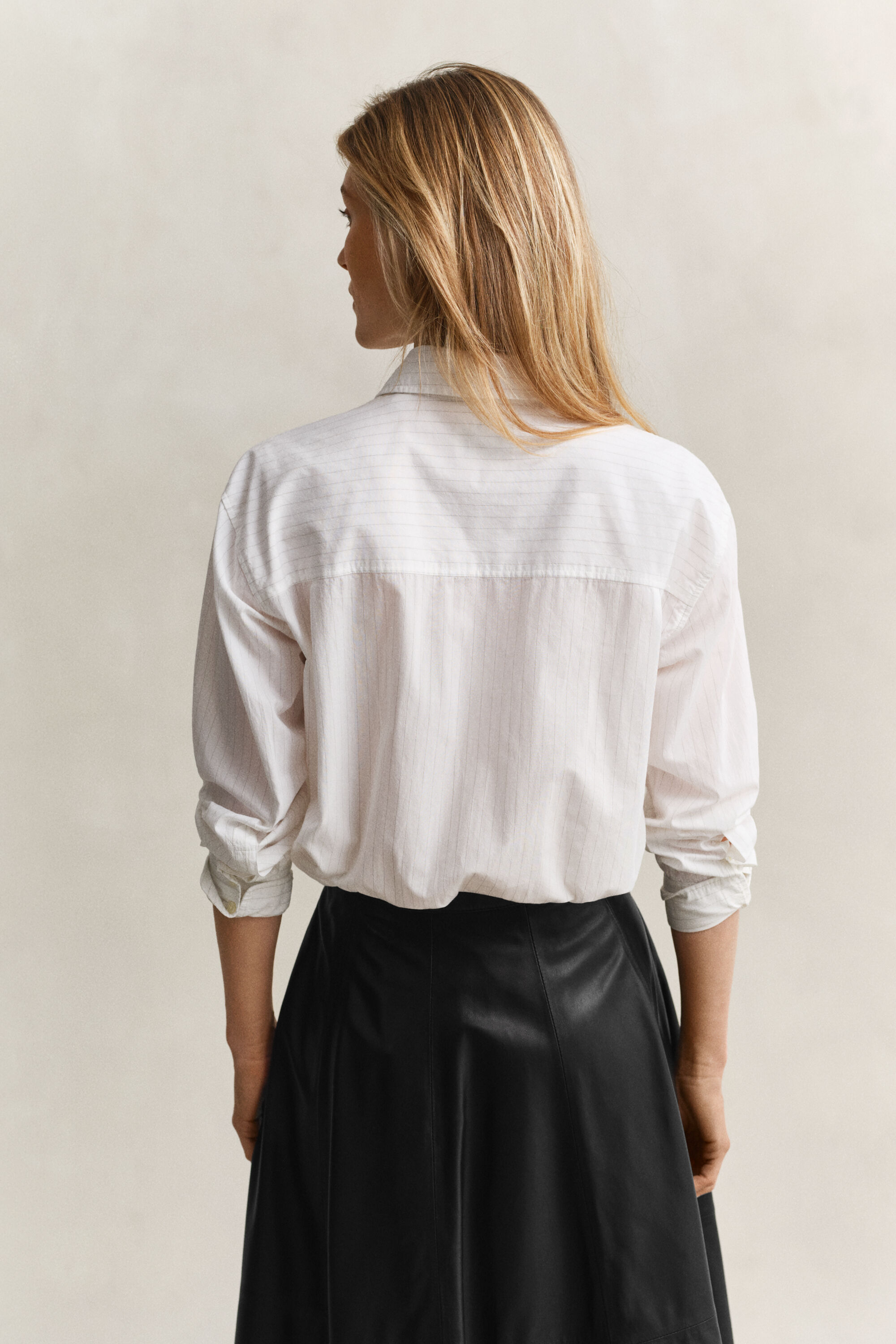 Chemise brodée à rayures