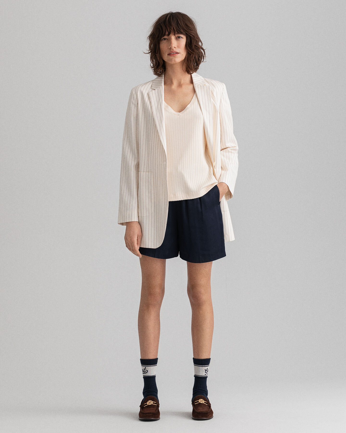 T-shirt fendu à manches courtes rallongées Detail