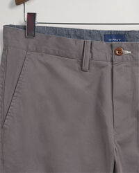 Pantalon chino slim fit en sergé Hallden