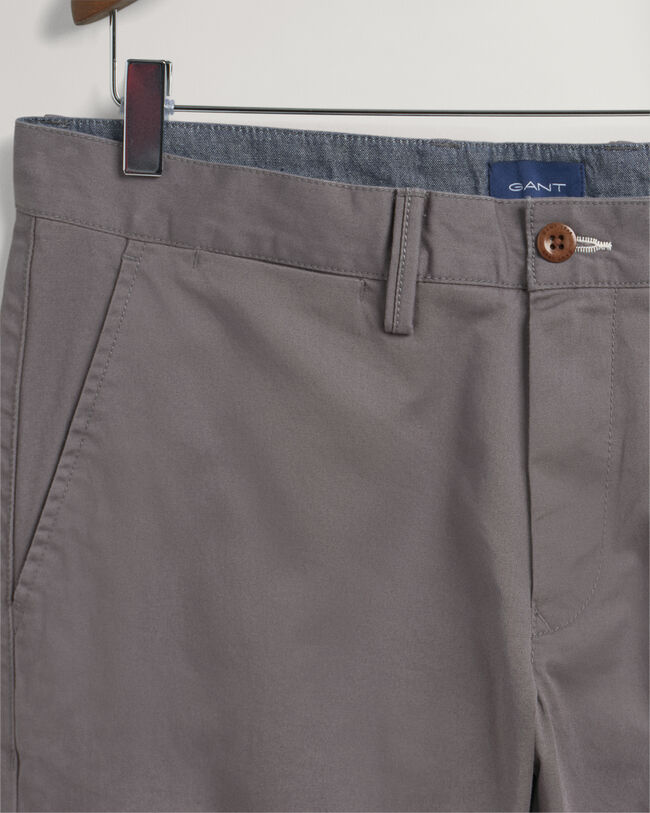 Pantalon chino slim fit en sergé Hallden
