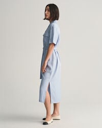 Robe-chemise &agrave; manches courtes avec poches