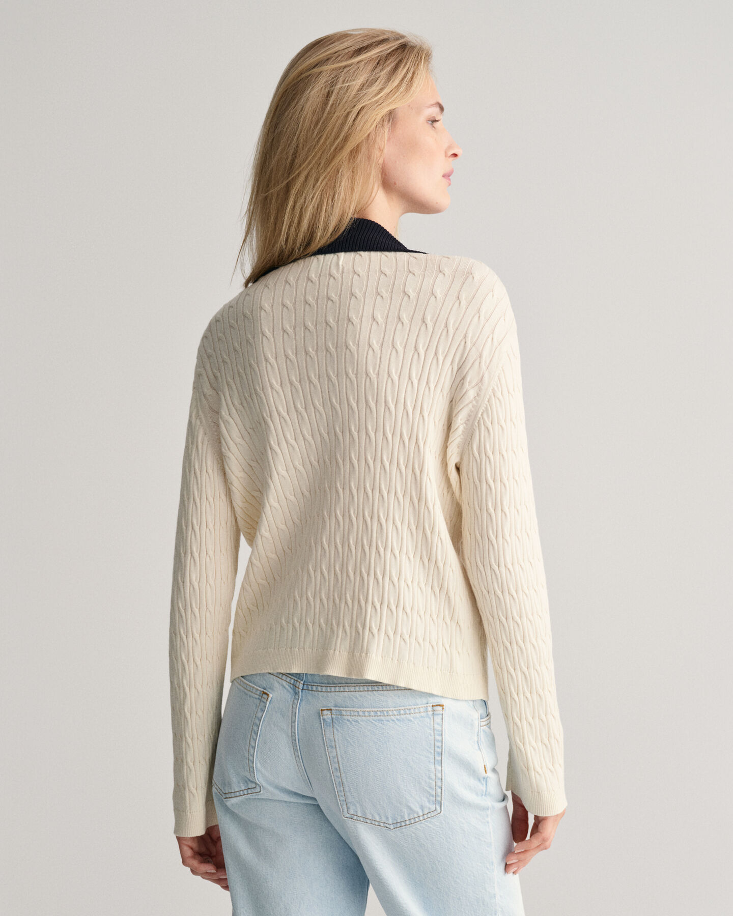 Pull façon polo en maille torsadée