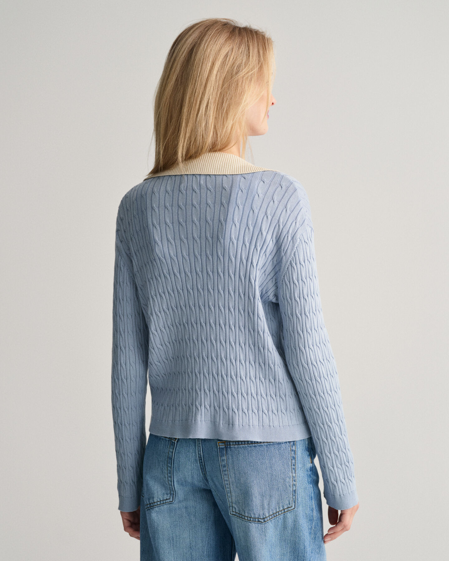 Pull fa&ccedil;on polo en maille torsad&eacute;e