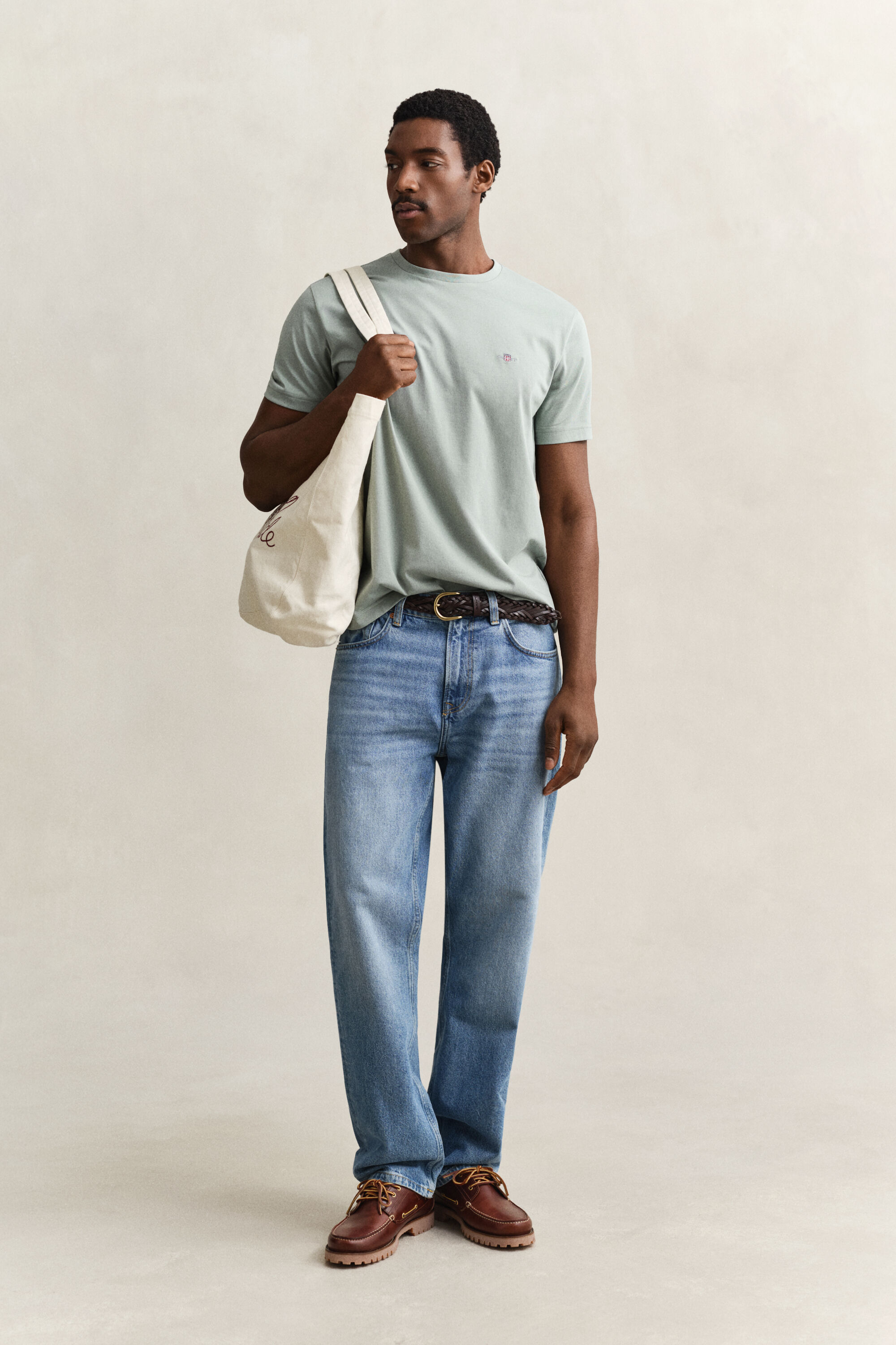 T-shirt coupe regular Shield