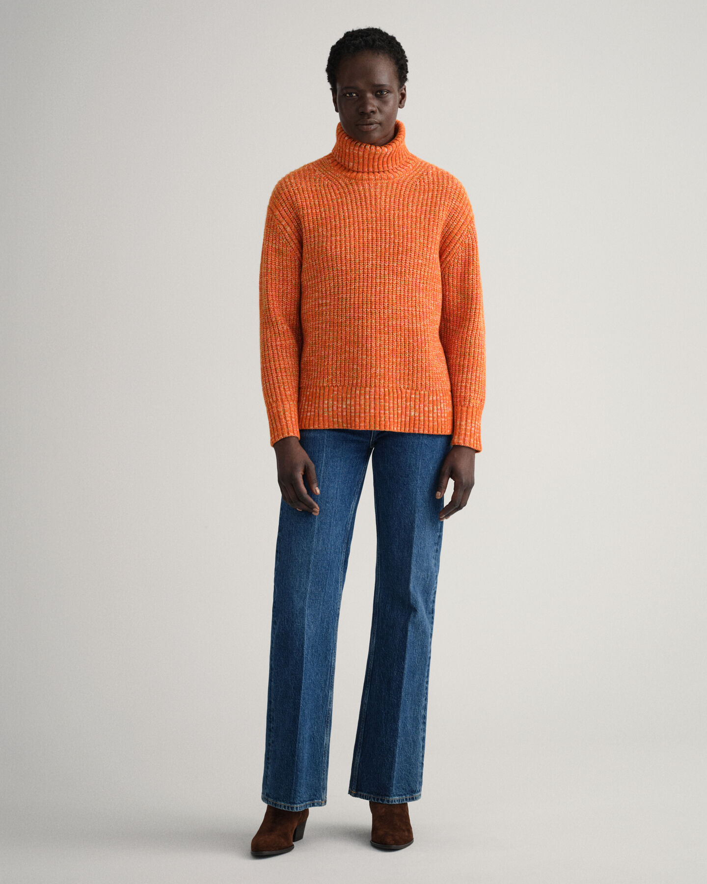 Pull col roulé multicolore