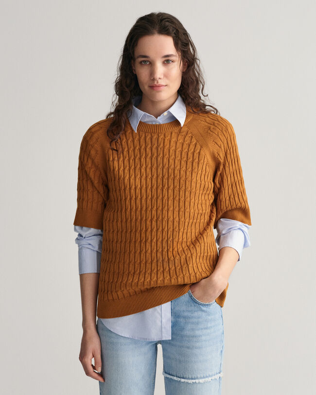 Pull en maille torsad&eacute;e &agrave; manches mi-longues