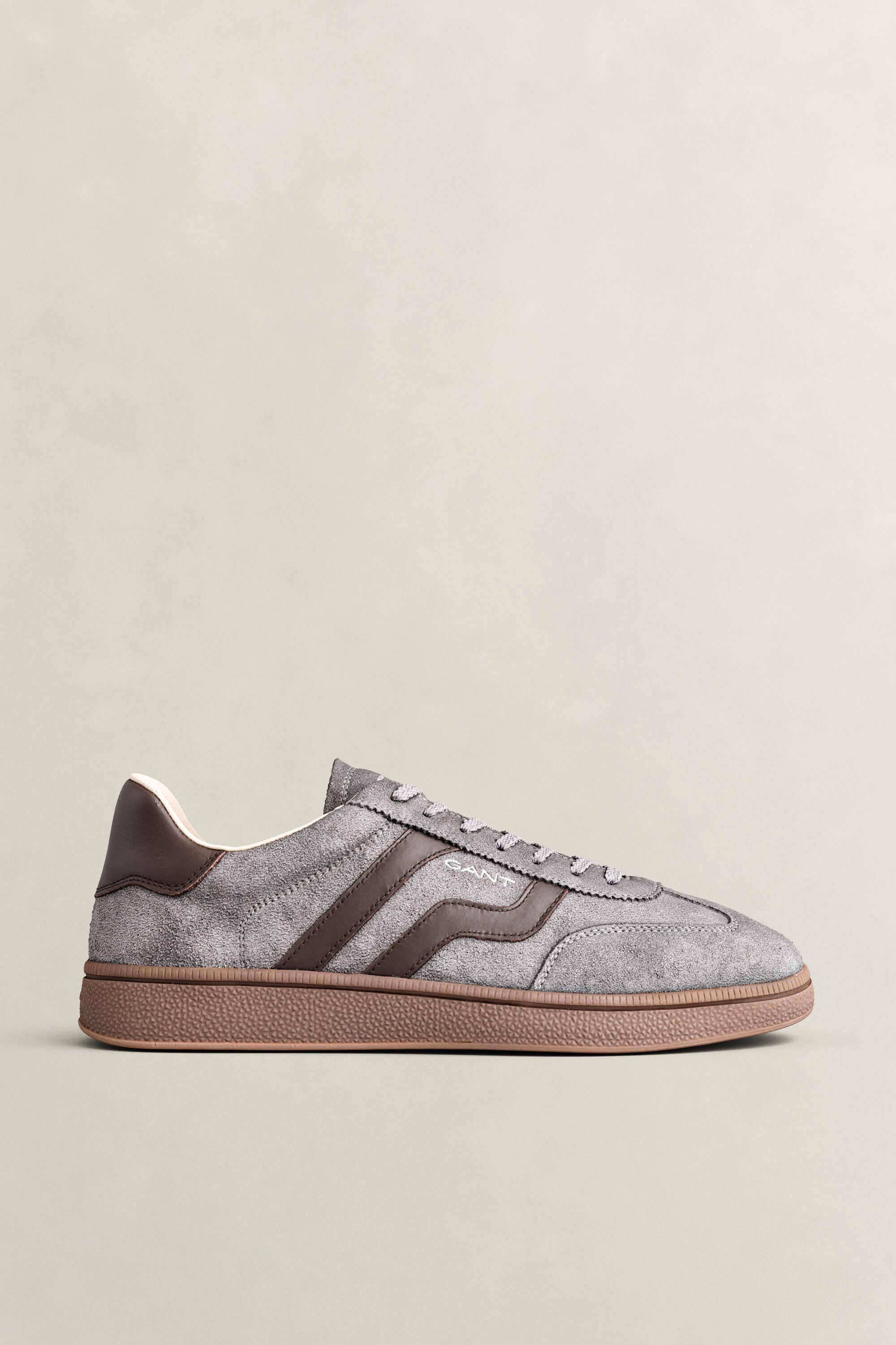 Baskets en daim Cuzmo