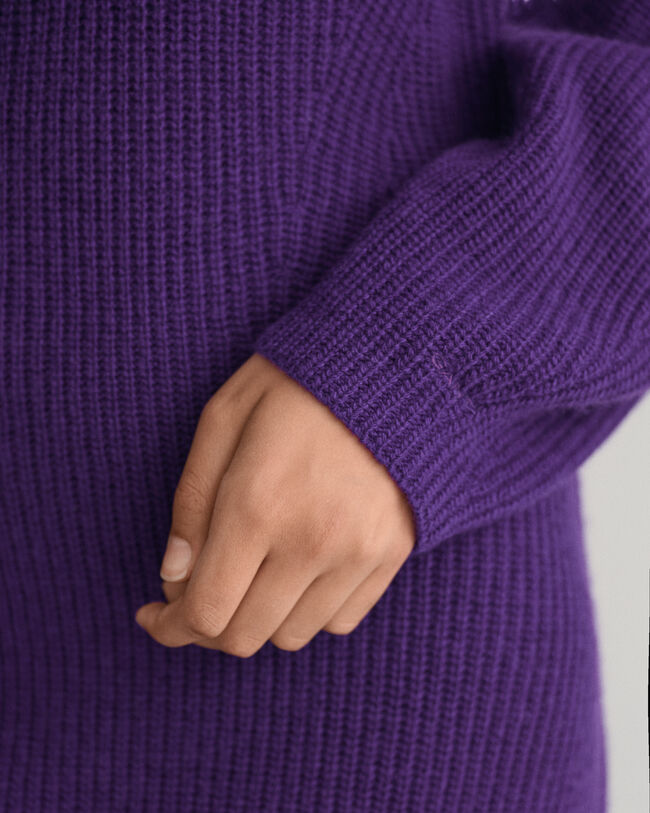 Robe col V en laine c&ocirc;tel&eacute;e