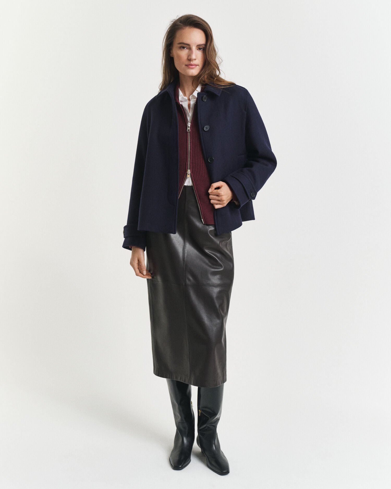 Jupe crayon midi en cuir