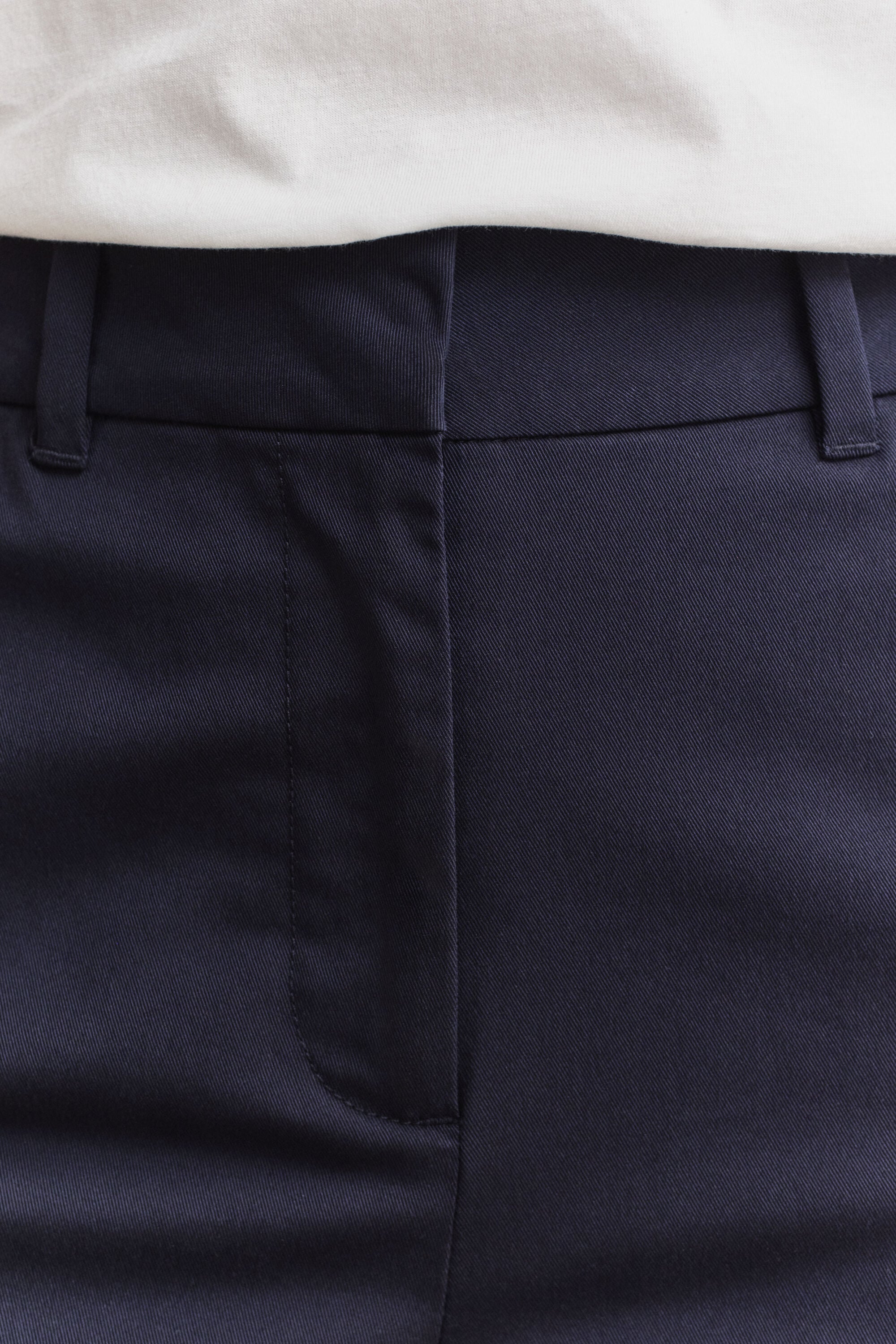Pantalon habillé coupe slim
