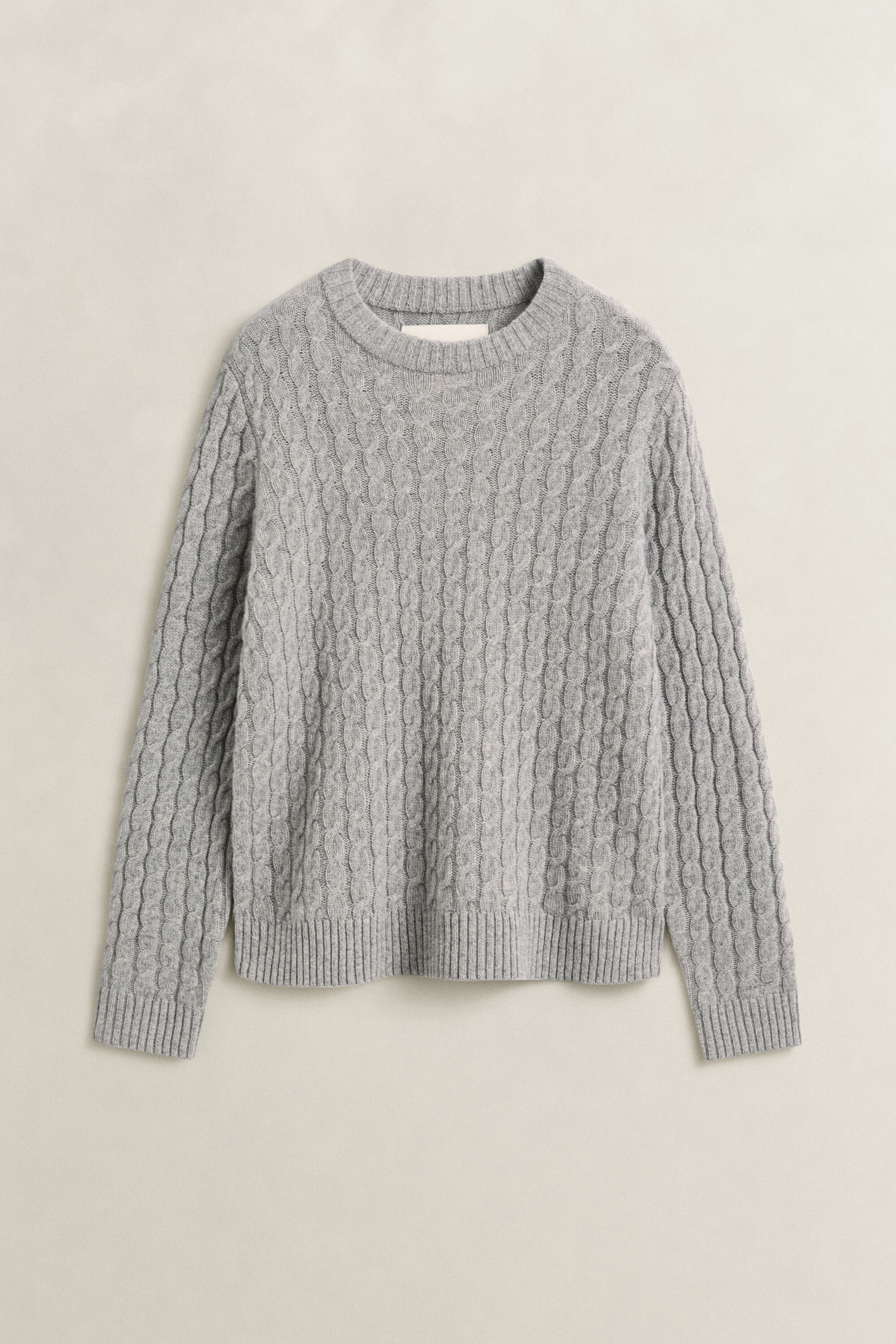 Pull en cachemire à maille torsadée