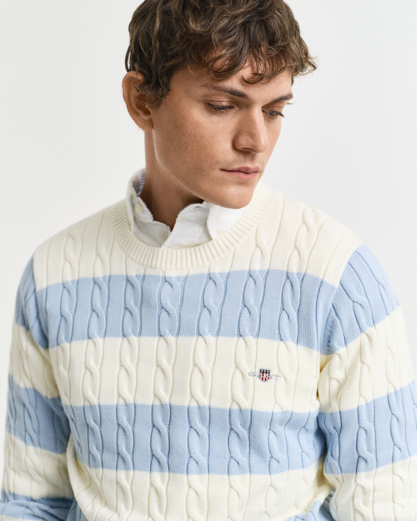 Pull col rond en maille de coton torsadée à rayures