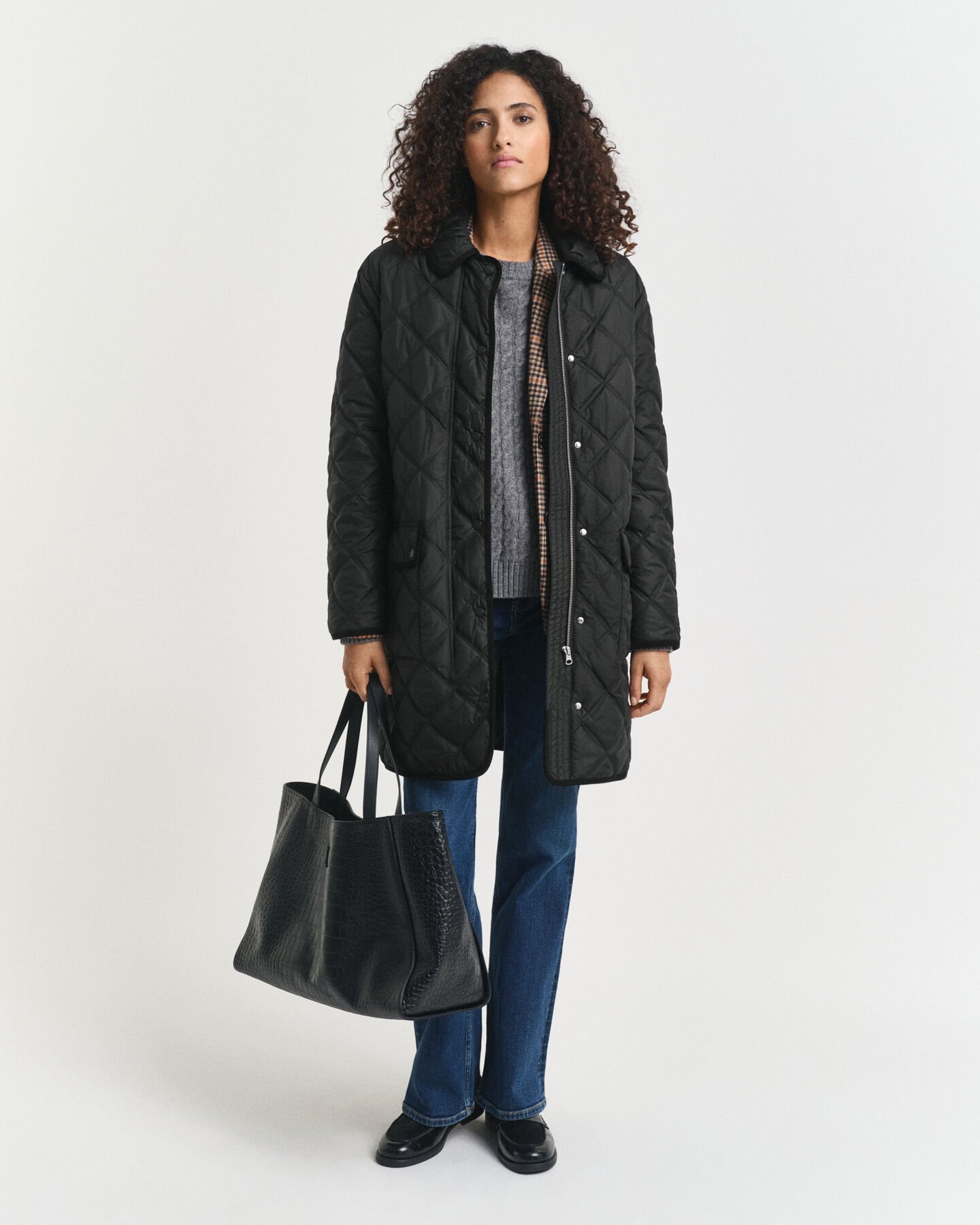 Manteau matelassé avec bord en velours côtelé