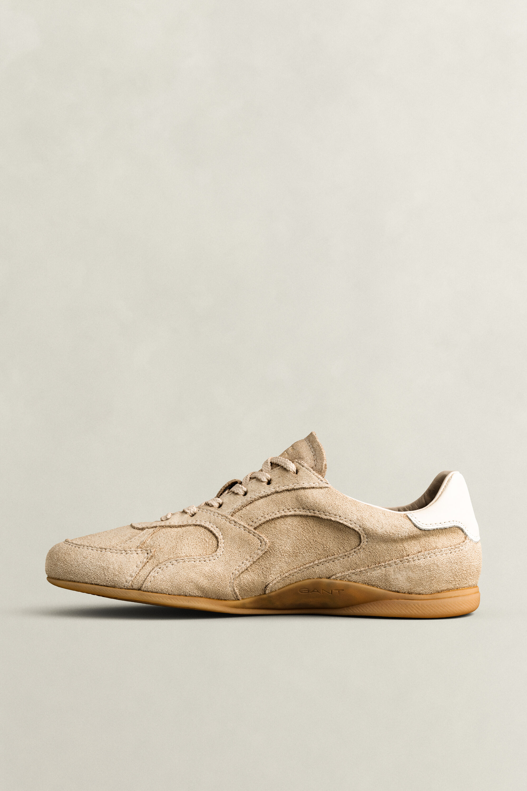 Baskets en daim Sherly