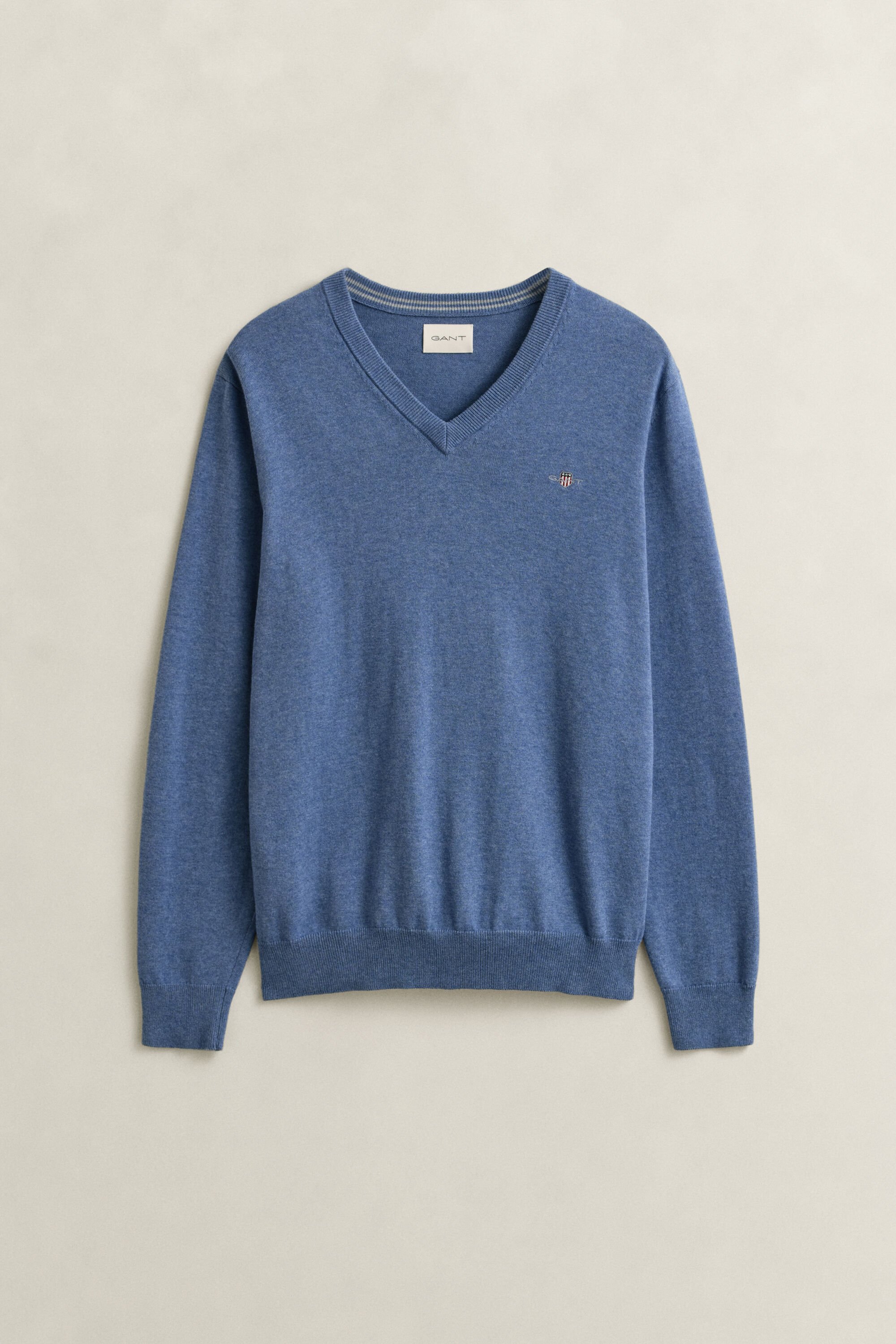 Pull col V en coton classique