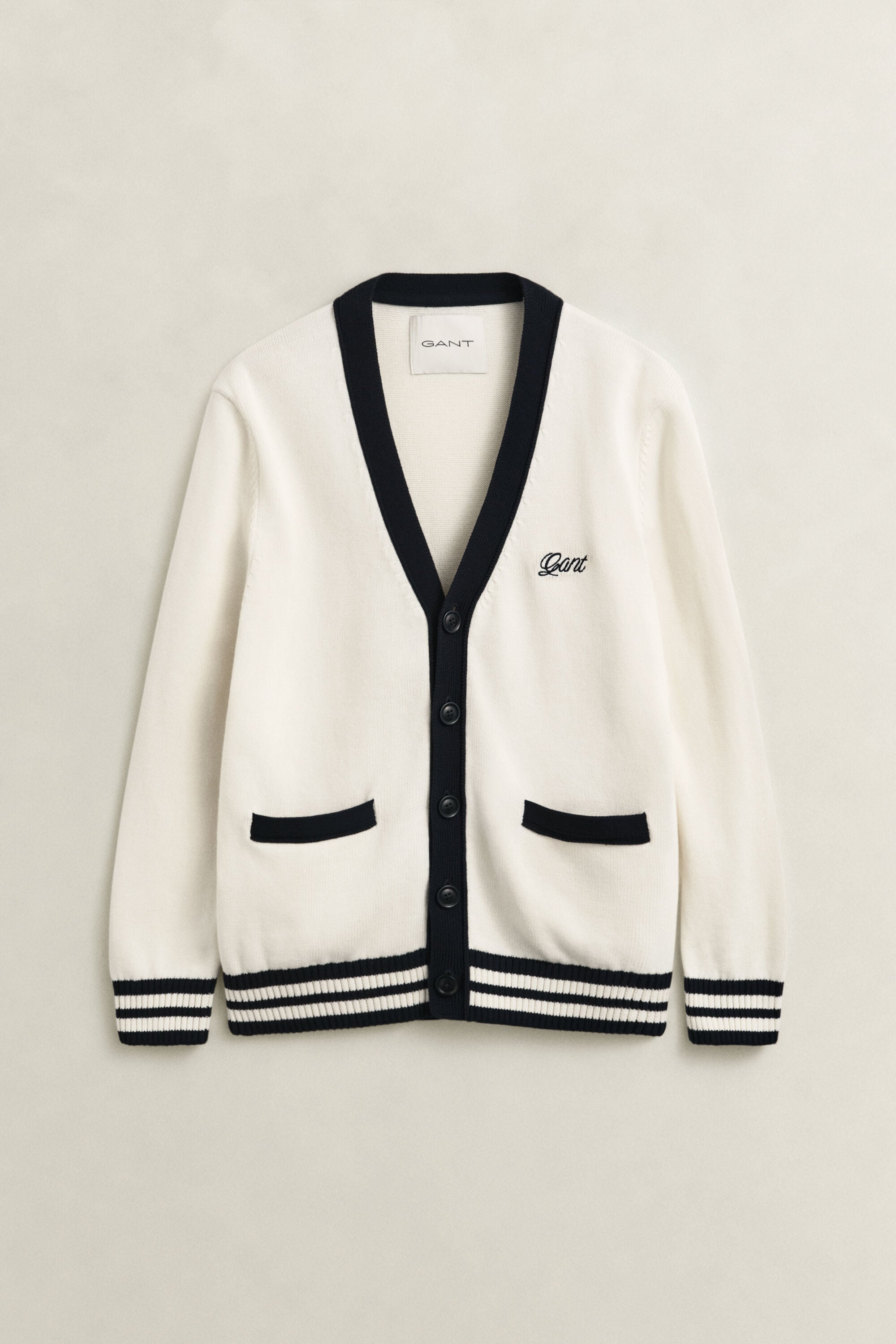 Cardigan boutonné avec col V