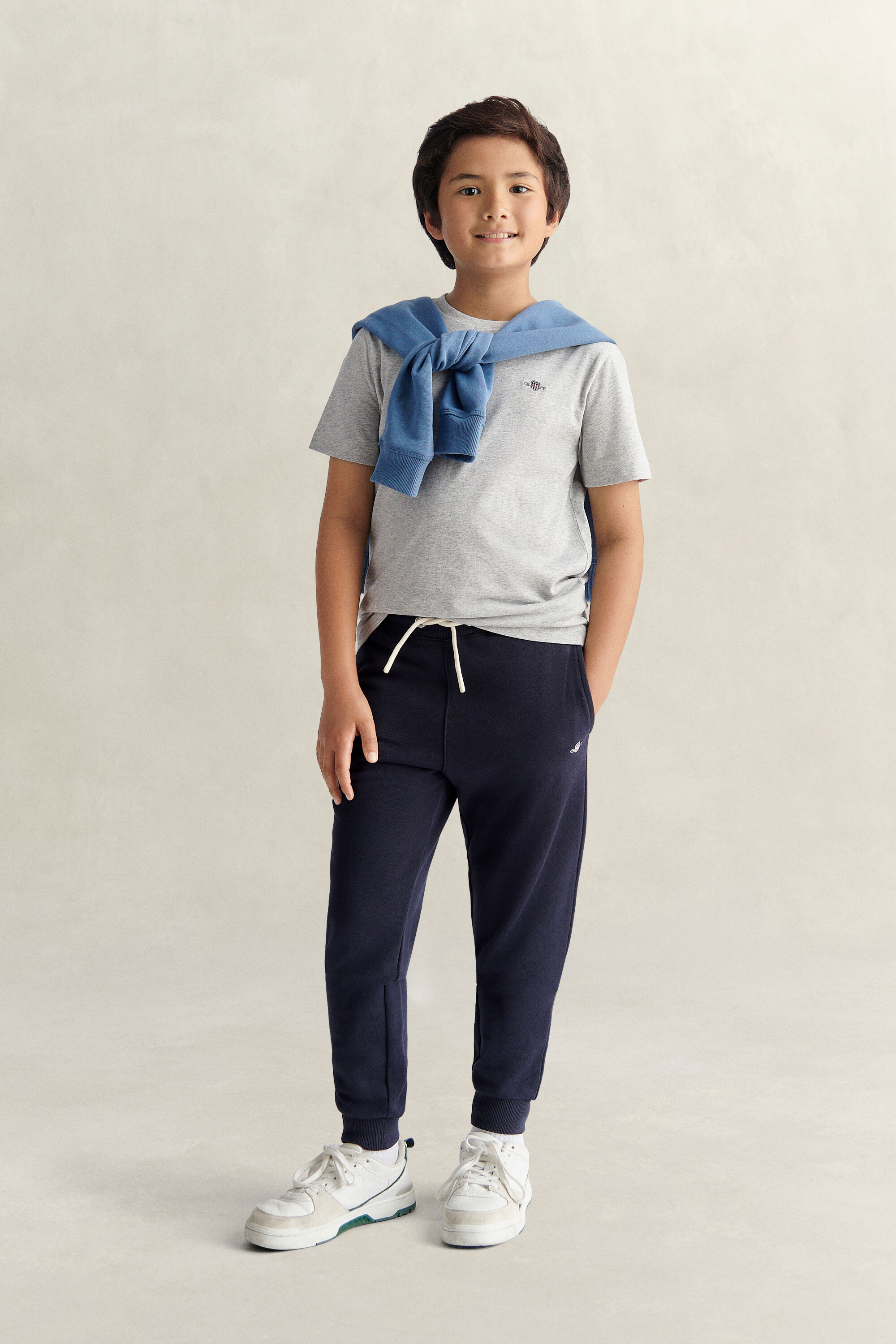 Pantalon de jogging avec écusson Ado Garçon