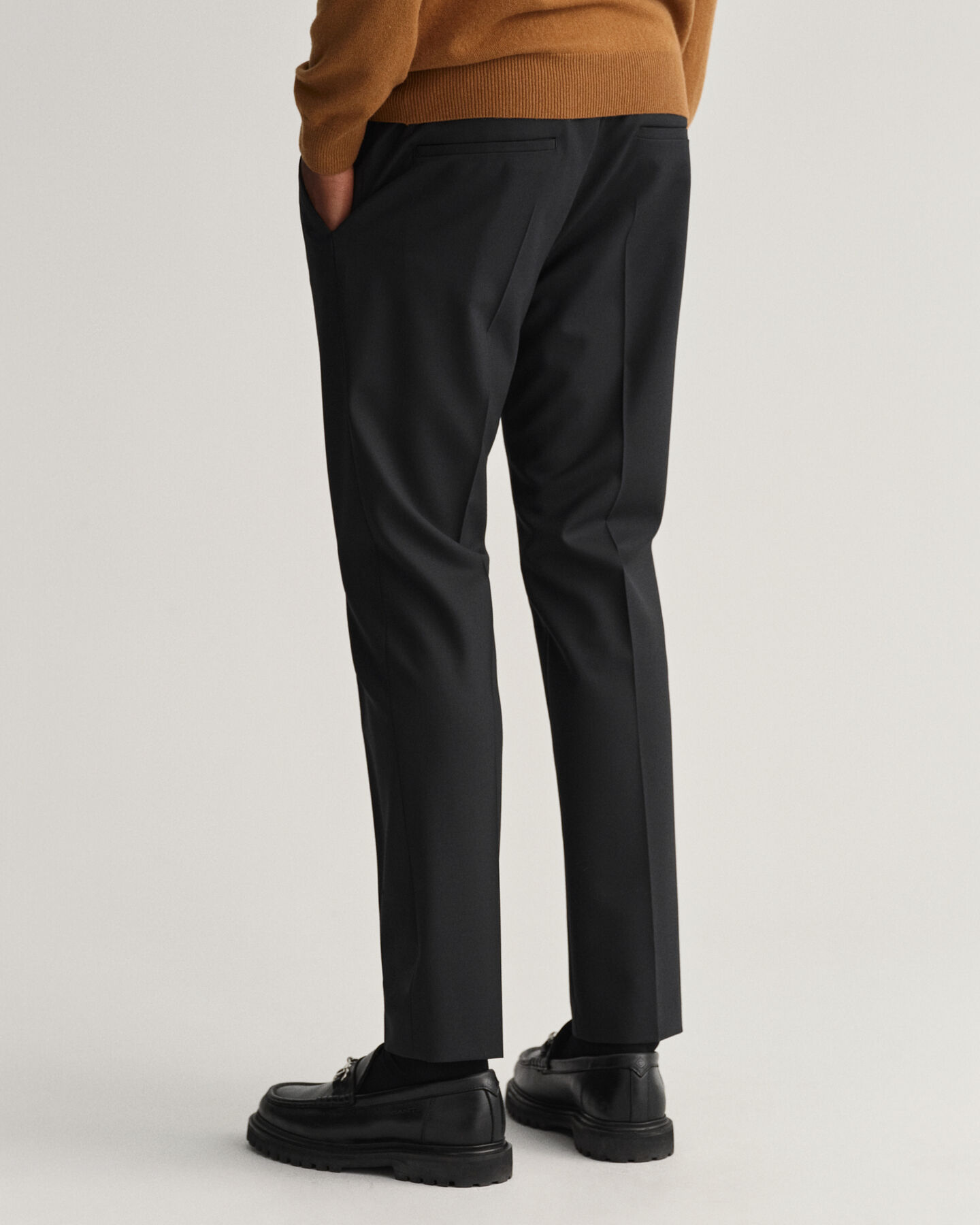 Pantalon de jogging slim fit en serg&eacute; Hallden