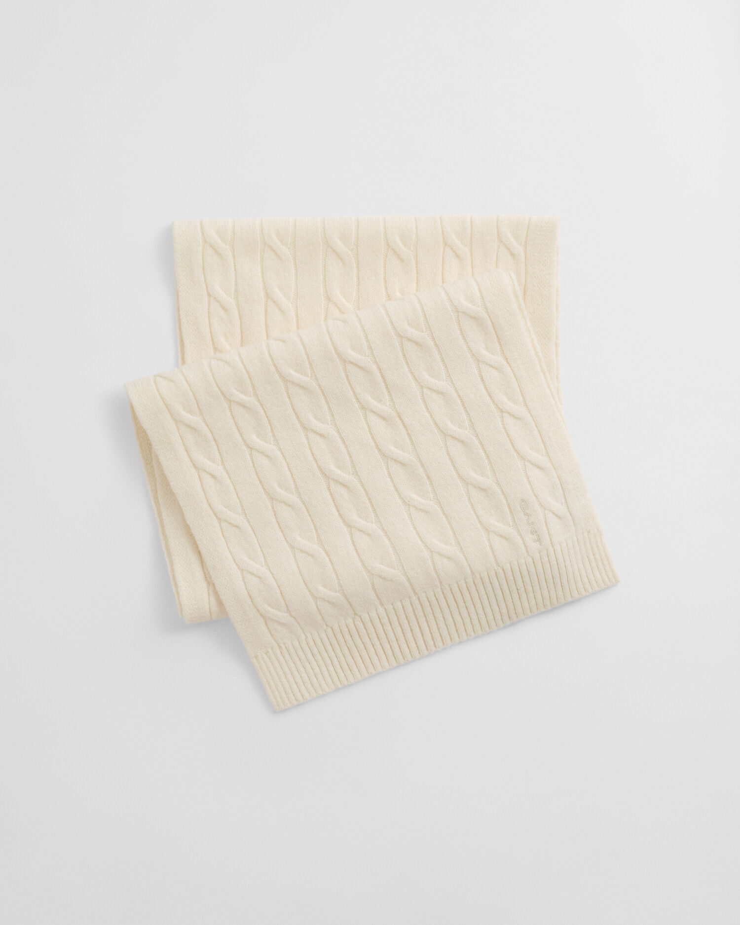 Écharpe en maille de laine à torsades