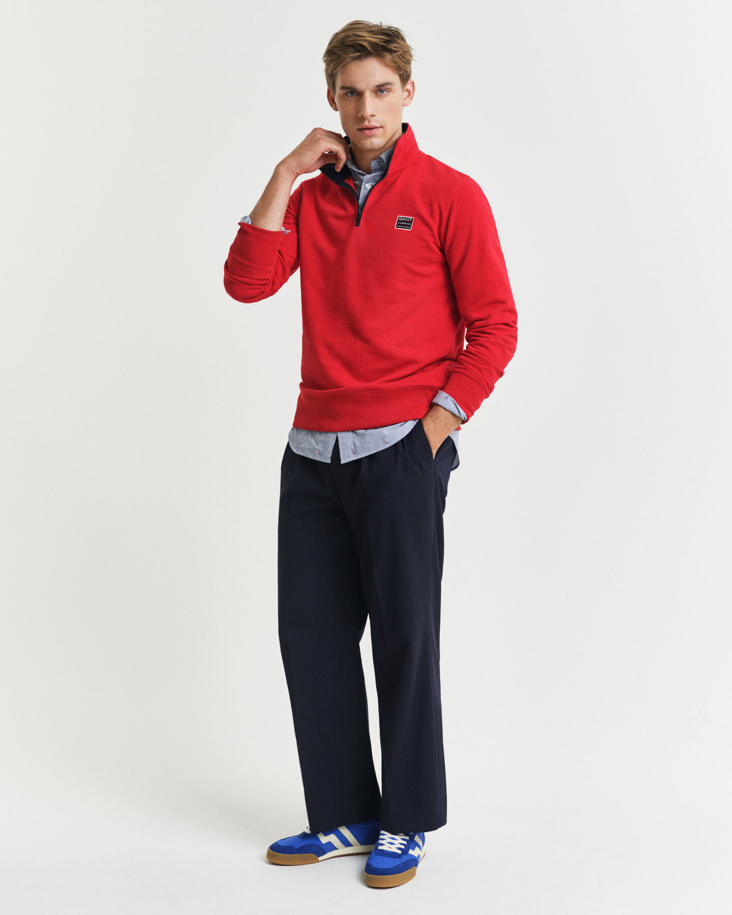 Sweat-shirt à demi-zip contrastant