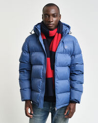 Écharpe tricotée à rayures