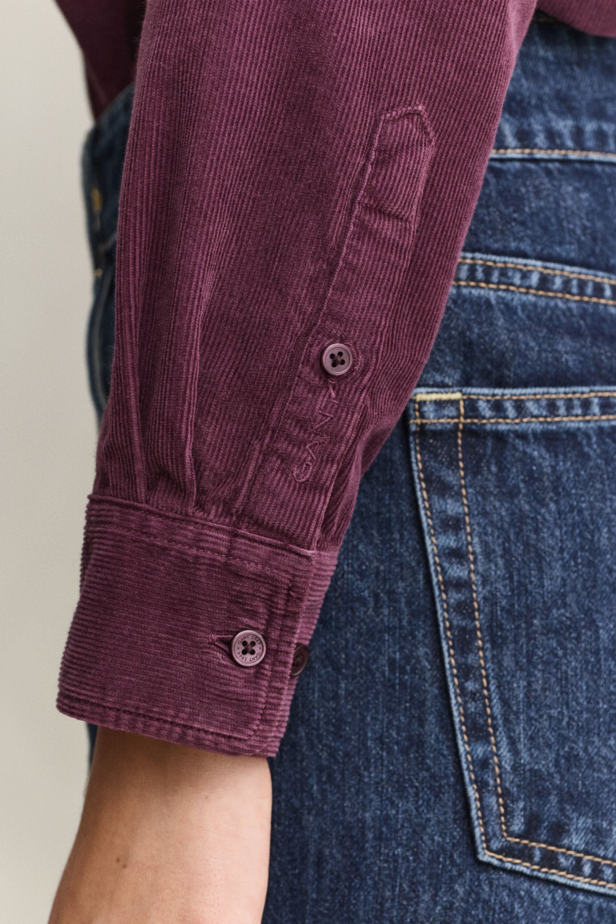 Chemise regular en velours côtelé