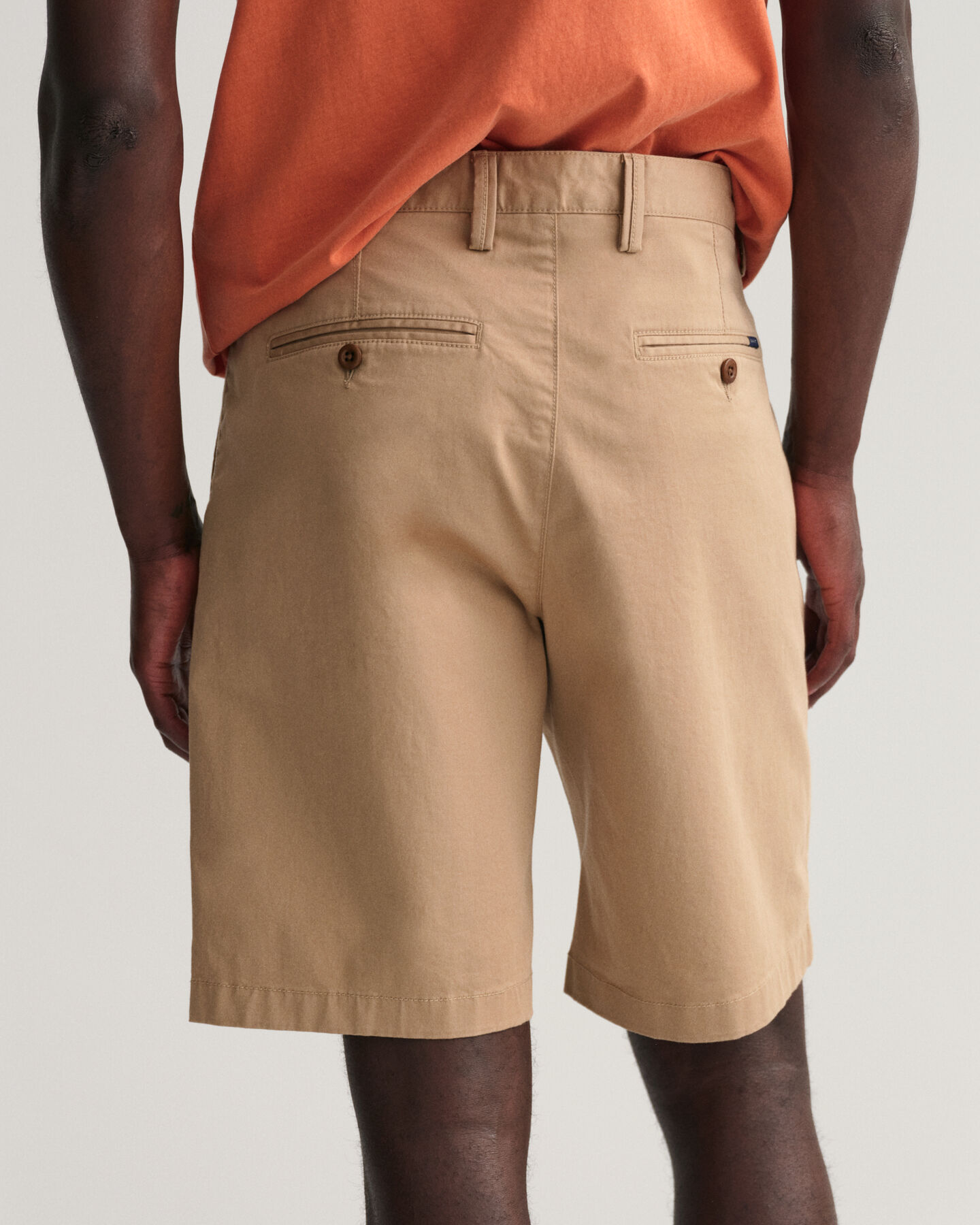 Short slim fit en serg&eacute; Hallden