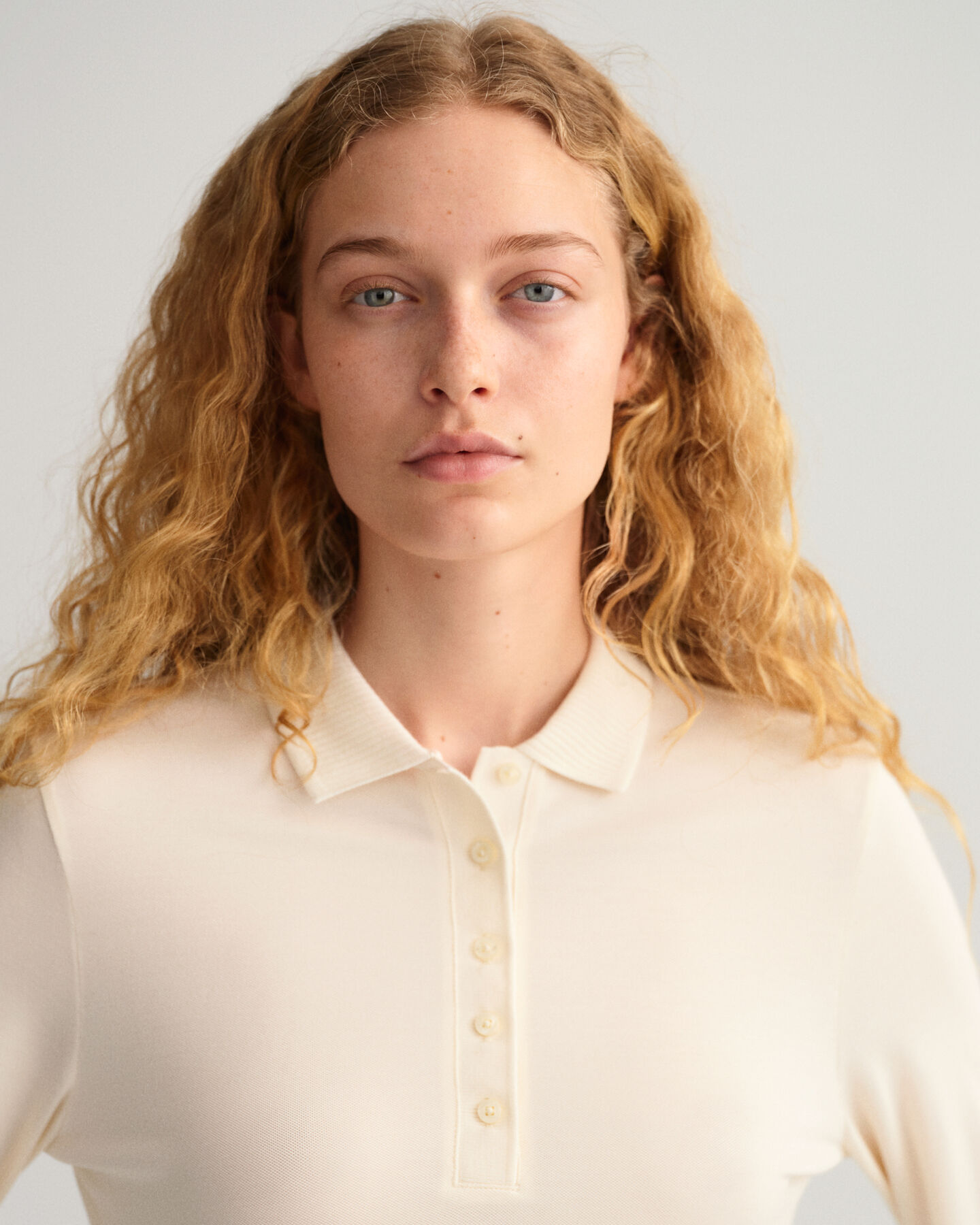 Polo en mati&egrave;re piqu&eacute;e &agrave; manches longues Detail Collar