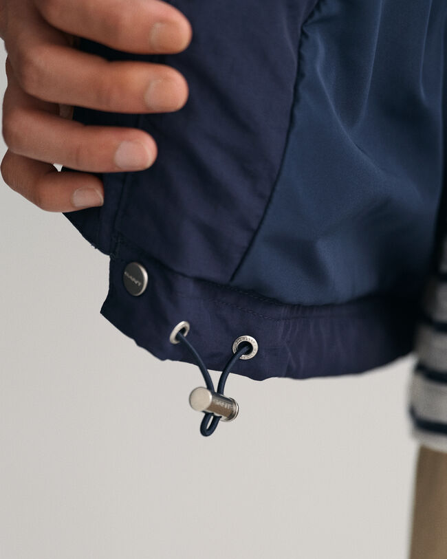 Veste à manches raglan