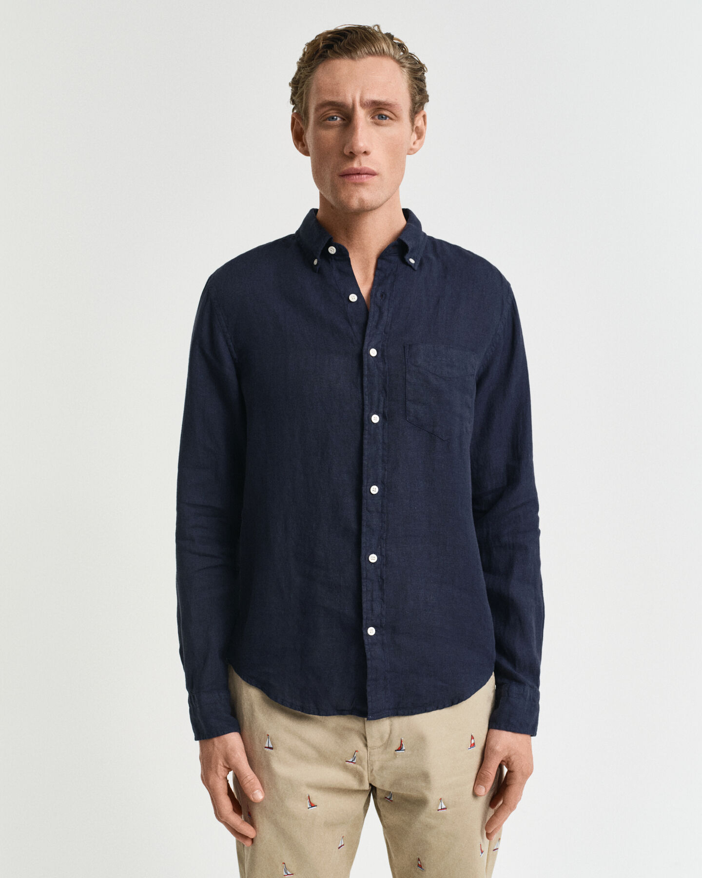 Chemise regular fit en lin teint en pièce