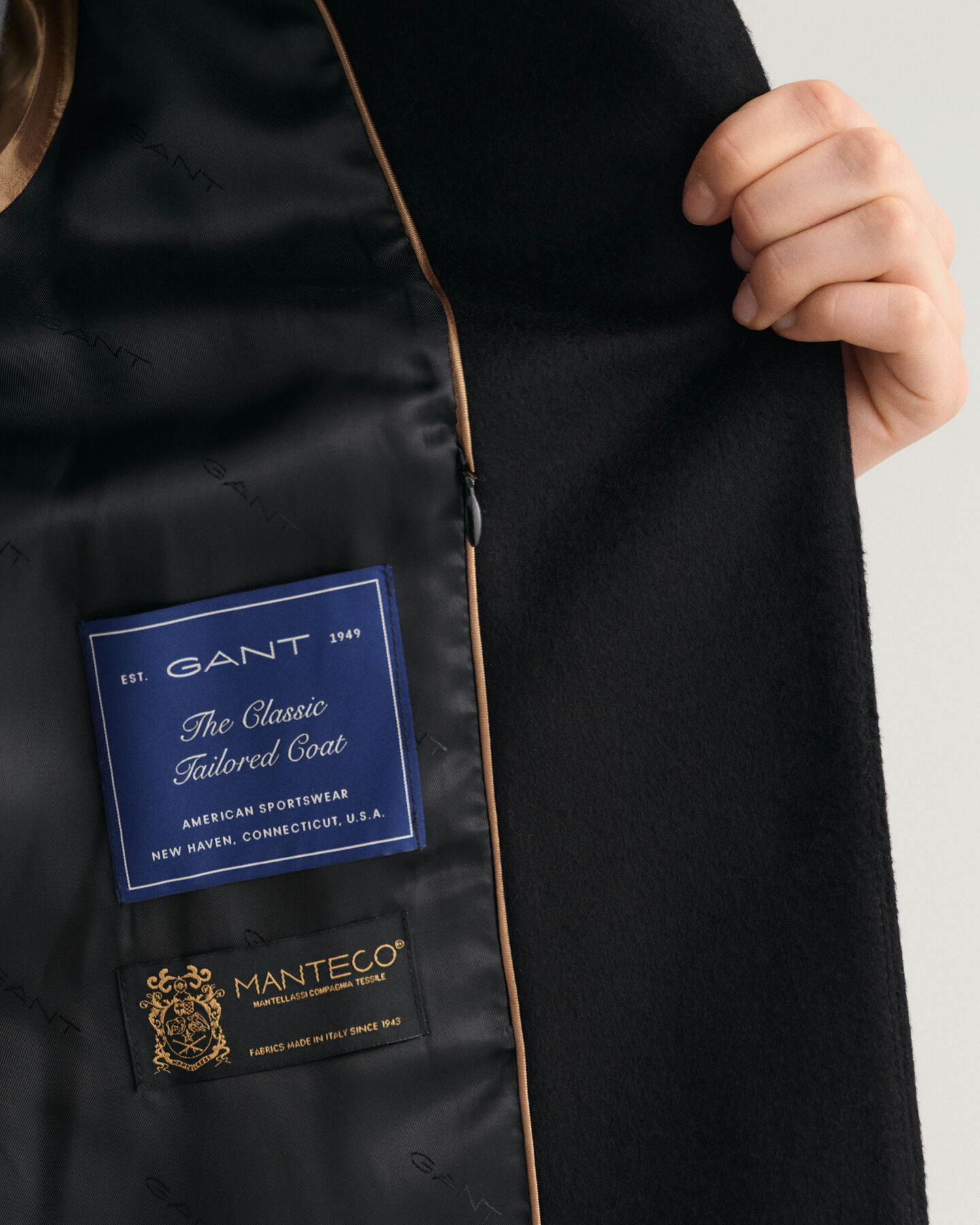 Manteau ajusté en laine mélangée