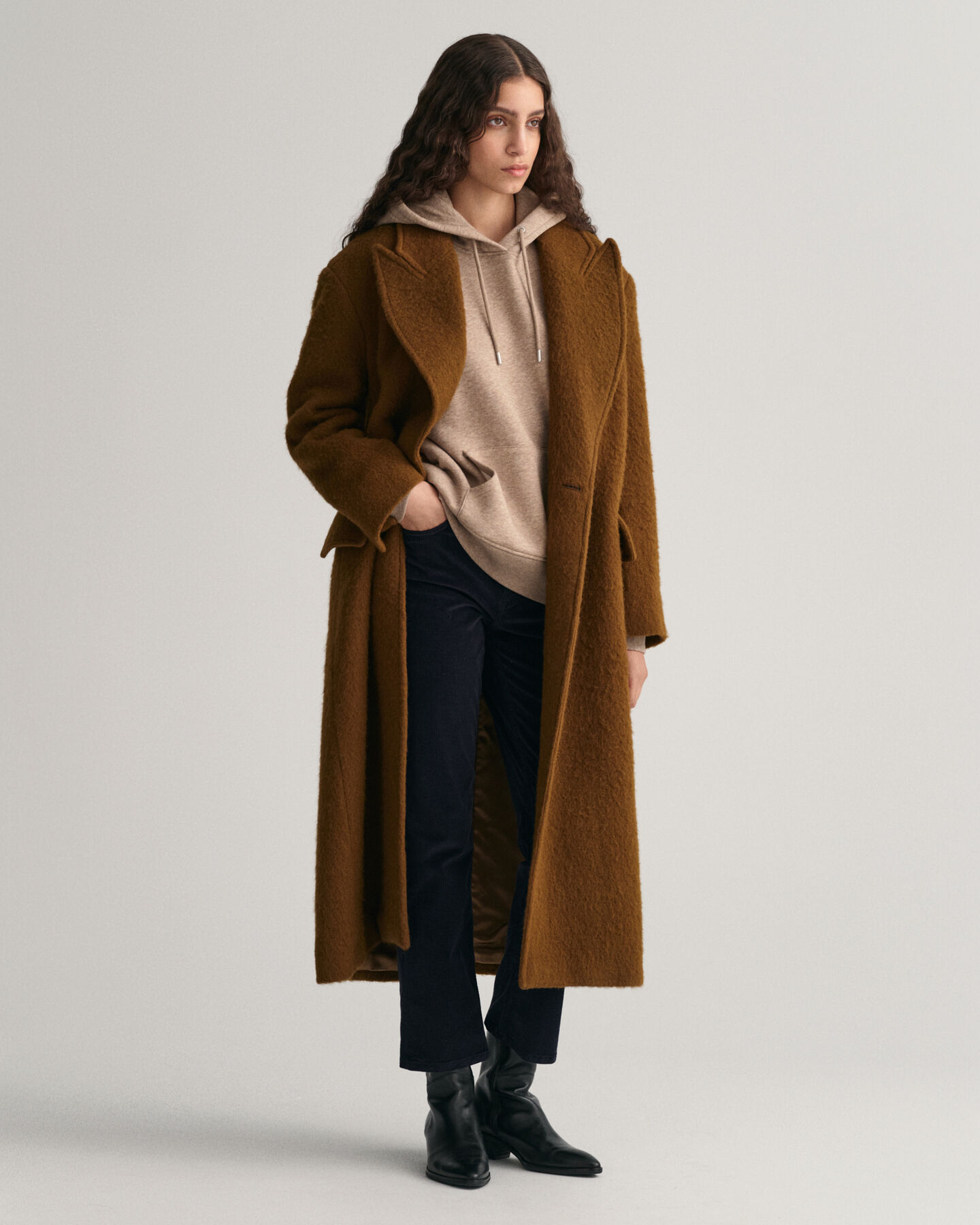 Sweat &agrave; capuche Shield