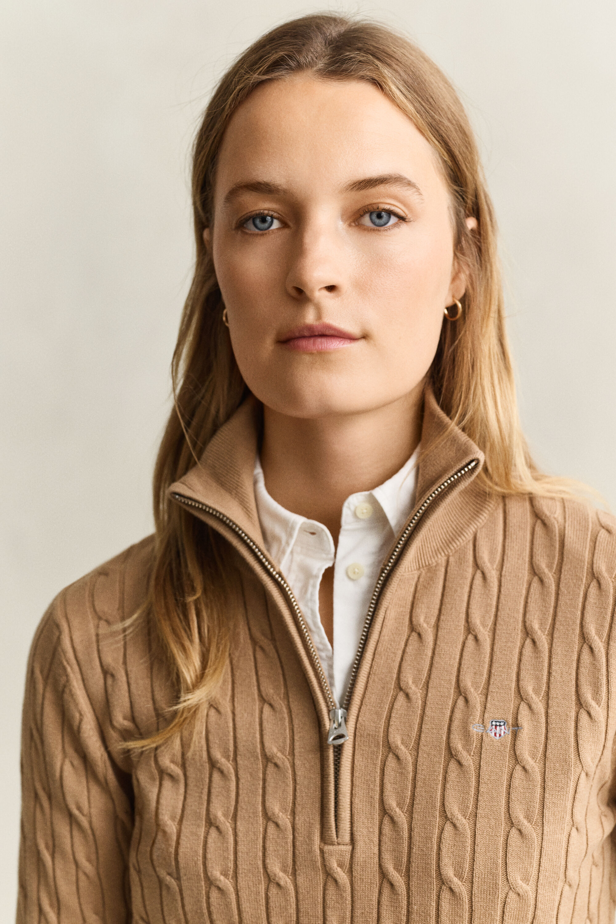 Pull à demi-zip en maille torsadée extensible